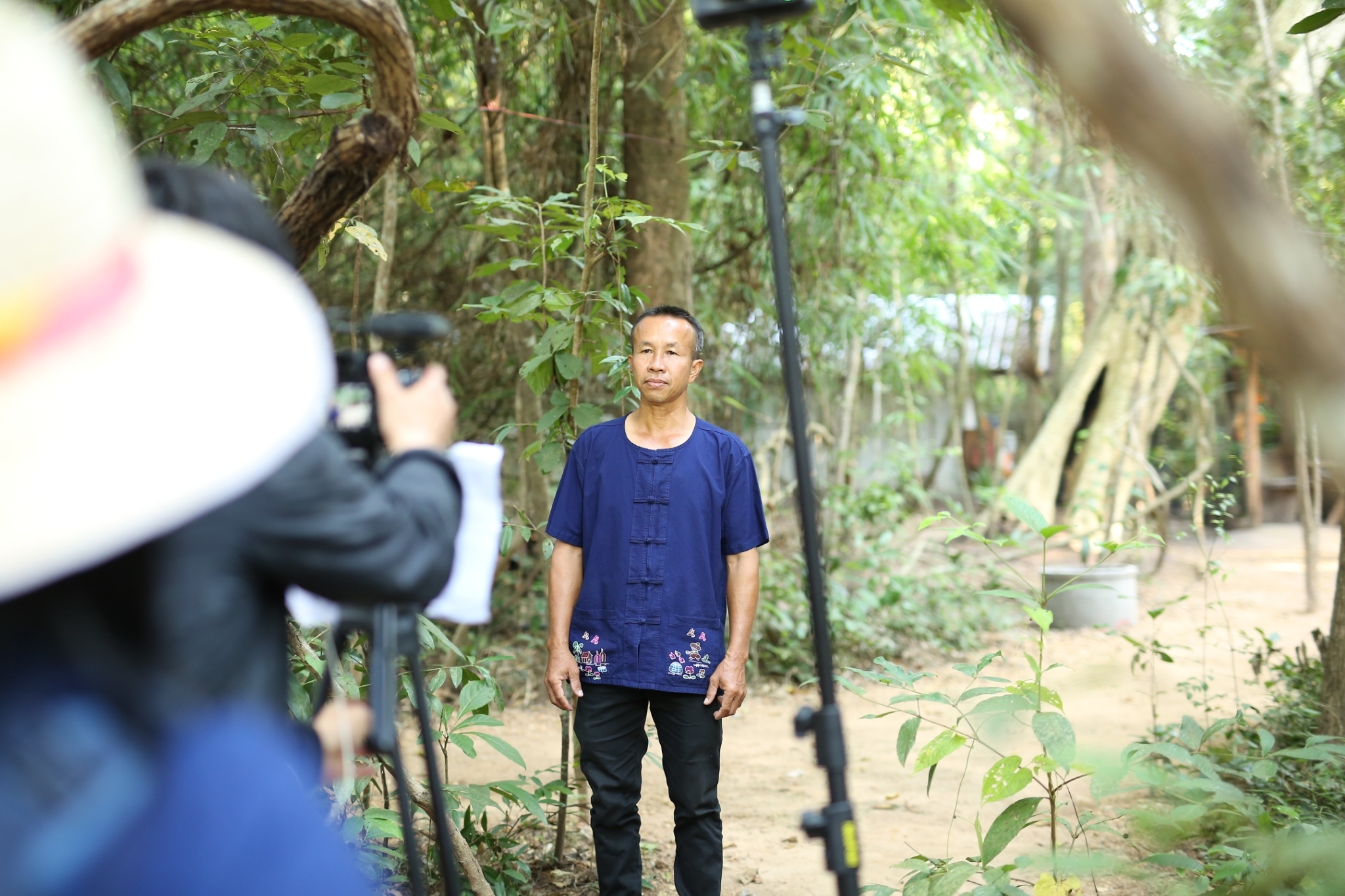 พัฒนาการจังหวัดสกลนคร : สนับสนุนการถ่ายทำวีดิทัศน์ผลสำเร็จโครงการ 9 ; 10 ปฏิบัติบูชา “สืบสาน รักษา ต่อยอด” เพื่อพัฒนาชุมชน ประจำปี 2565
