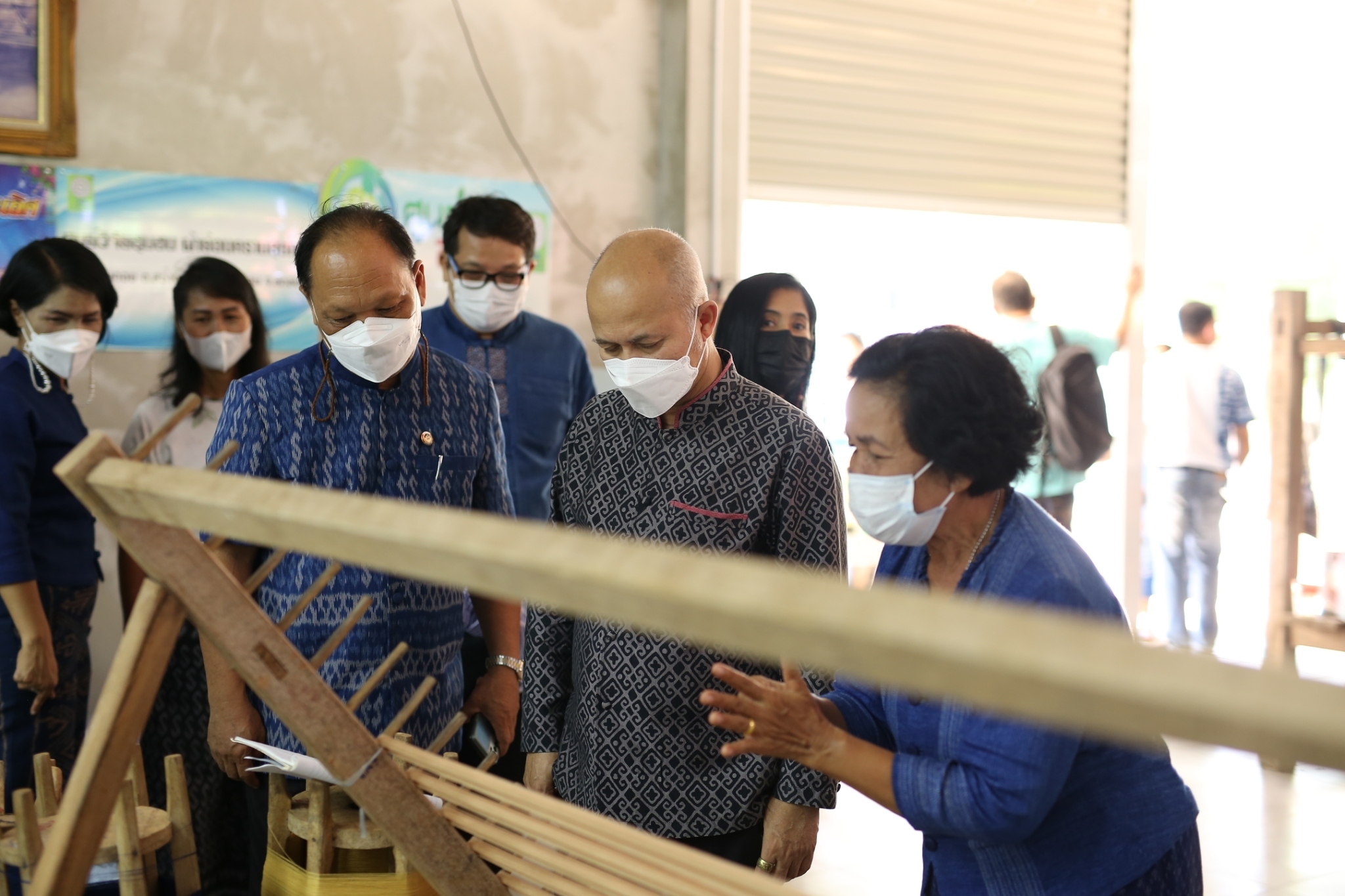 รองอธิบดีกรมการพัฒนาชุมชน กระทรวงมหาดไทย : ติดตามและสนับสนุนการสร้างงาน  สร้างอาชีพและสร้างรายได้  ให้กลุ่มอาชีพในเขตพื้นที่จังหวัดสกลนคร