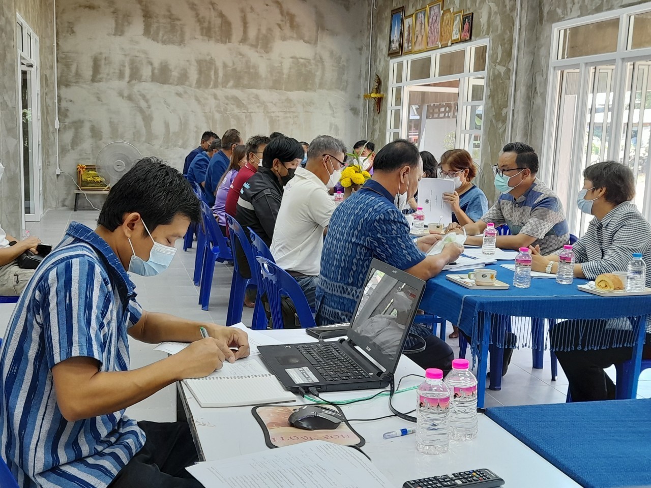 ผู้ว่าราชการจังหวัดสกลนคร : ติดตามการดำเนินงานโครงการเพิ่มศักยภาพศูนย์เรียนรู้ผ้าย้อมคราม บ้านดอนกอย “วิชชาลัยดอนกอย วิถีแห่งการพัฒนาที่ยั่งยืน”