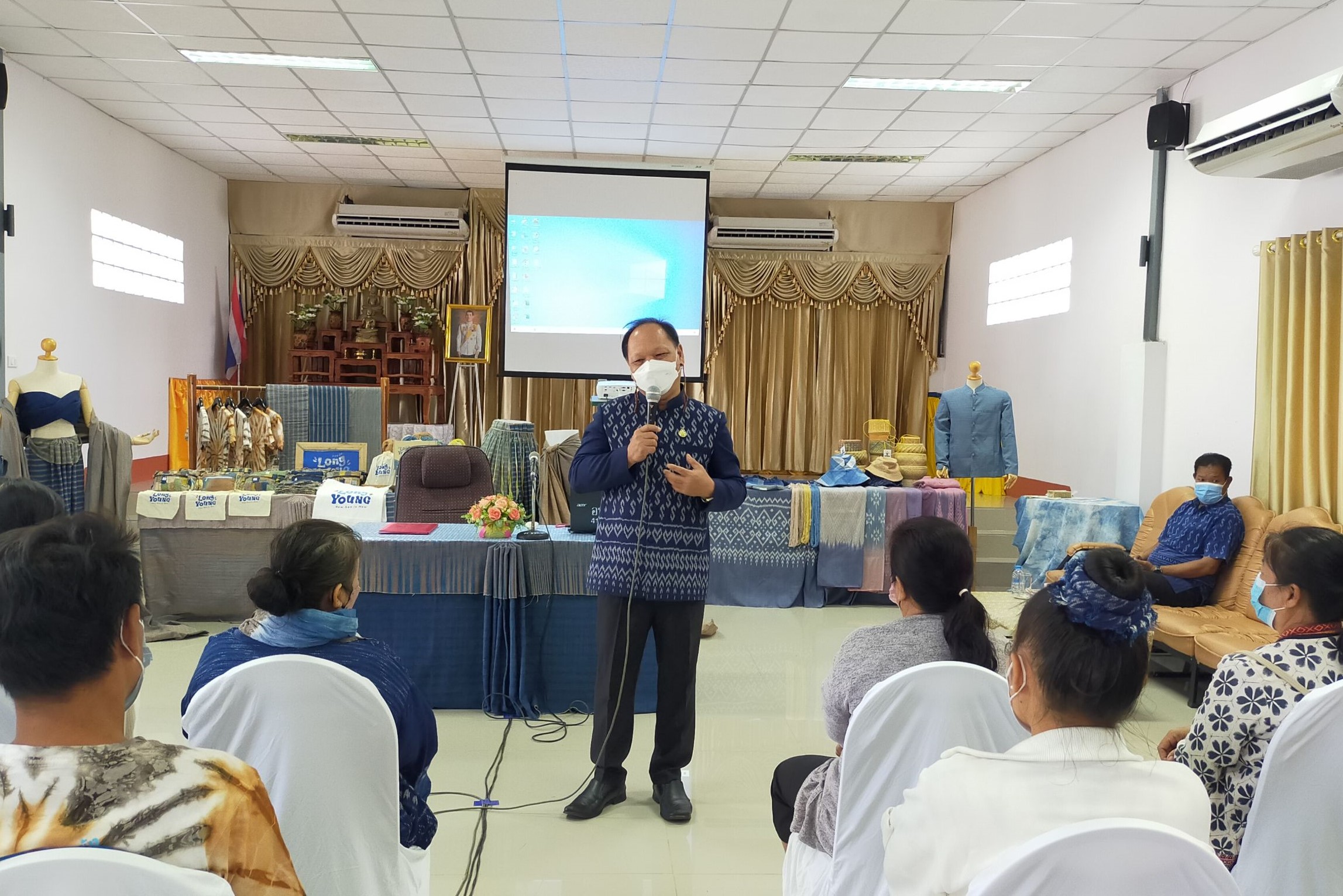 พัฒนาการจังหวัดสกลนคร : เป็นประธานสรุปผลการดำเนินงานโครงการขับเคลื่อนเศรษฐกิจและสังคมฐานรากหลังโควิดด้วยเศรษฐกิจ BCG (Bio-Circular-Green Economy) ในเขตพื้นที่ อำเภอสว่างแดนดิน จังหวัดสกลนคร