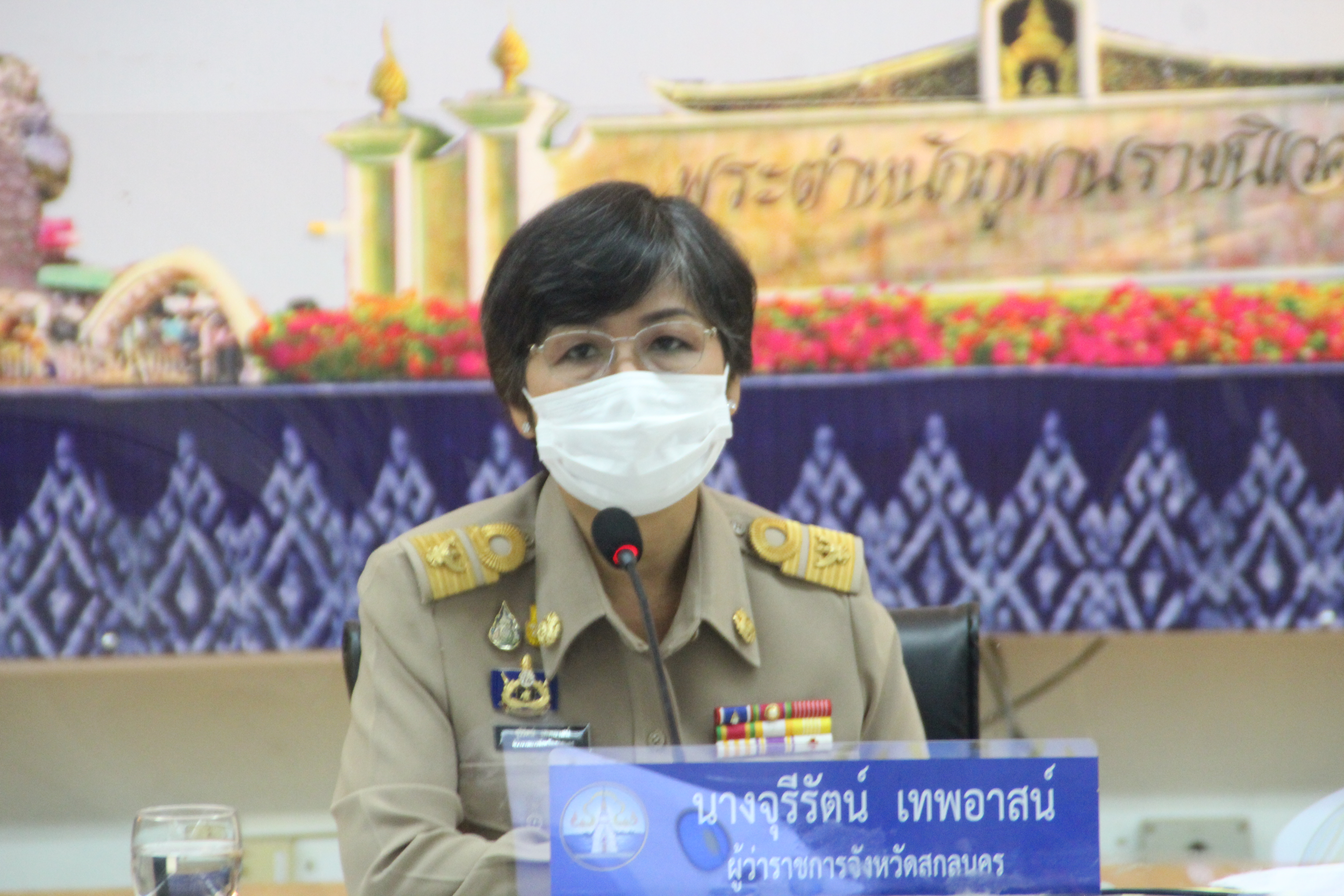 จังหวัดสกลนคร : ขับเคลื่อนโครงการ 9 ; 10 ปฏิบัติบูชา “สืบสาน รักษา ต่อยอด” เพื่อพัฒนาชุมชน ประจำปี 2565