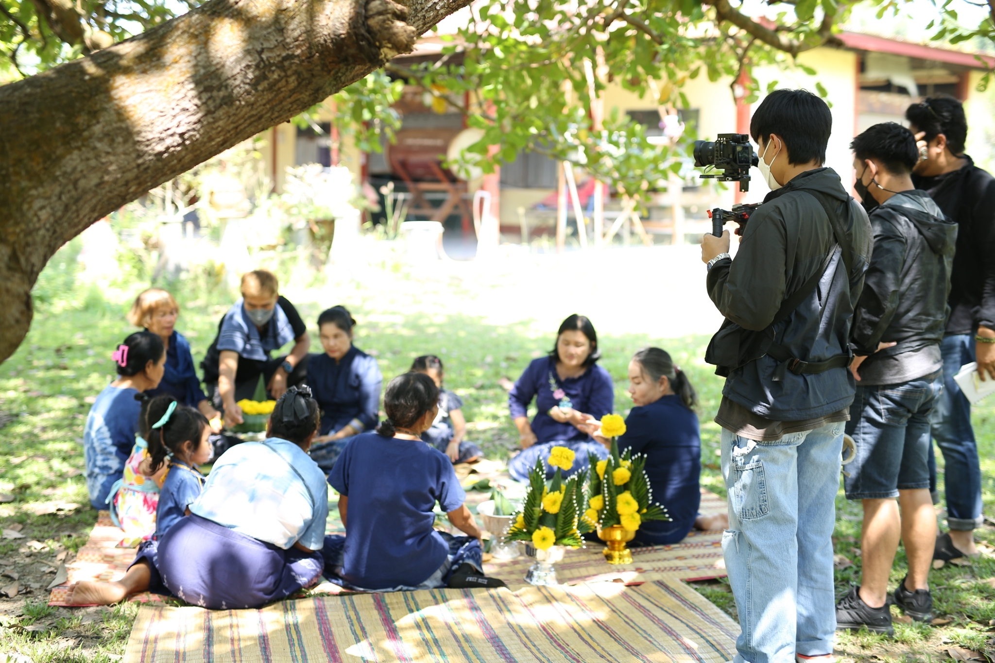 พัฒนาการจังหวัดสกลนคร : สนับสนุนการถ่ายทำวีดิทัศน์ผลสำเร็จโครงการ 9 ; 10 ปฏิบัติบูชา “สืบสาน รักษา ต่อยอด” เพื่อพัฒนาชุมชน ประจำปี 2565