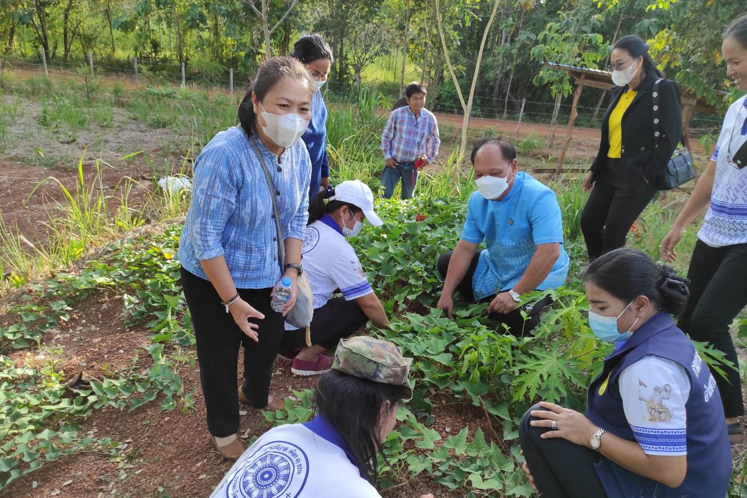 พัฒนาการจังหวัดสกลนคร : ประชุมเตรียมความพร้อมในการถอดบทเรียน โครงการอำเภอนำร่อง “บำบัดทุกข์ บำรุงสุข” แบบบูรณาการ และสร้างนักขับเคลื่อนยุทธศาสตร์นำการเปลี่ยนแปลง กระทรวงมหาดไทย ในเขตพื้นที่อำเภอวานรนิวาส จังหวัดสกลนคร