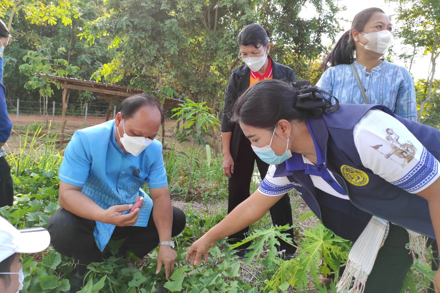 พัฒนาการจังหวัดสกลนคร : ประชุมเตรียมความพร้อมในการถอดบทเรียน โครงการอำเภอนำร่อง “บำบัดทุกข์ บำรุงสุข” แบบบูรณาการ และสร้างนักขับเคลื่อนยุทธศาสตร์นำการเปลี่ยนแปลง กระทรวงมหาดไทย ในเขตพื้นที่อำเภอวานรนิวาส จังหวัดสกลนคร