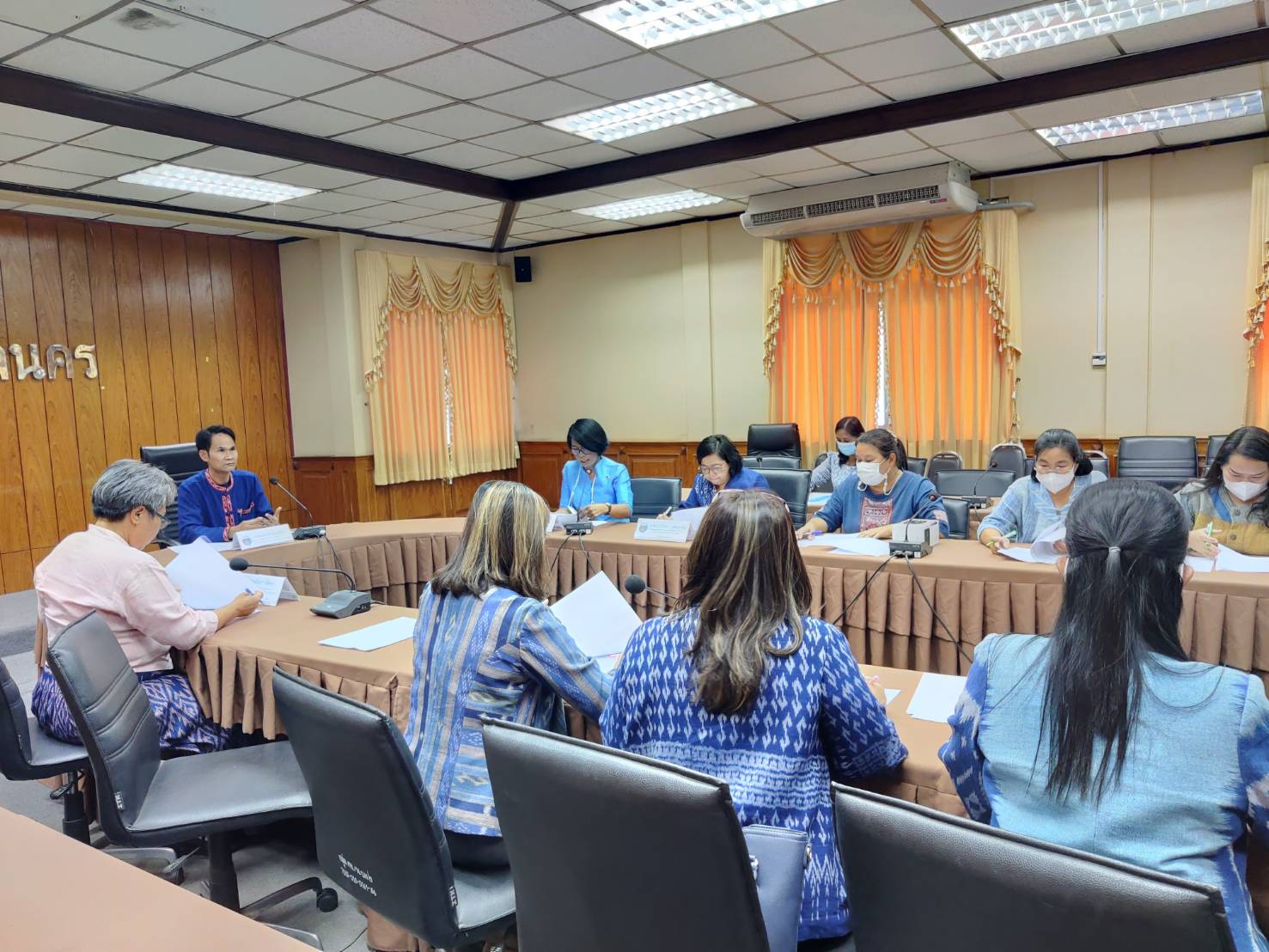 จังหวัดสกลนคร : เตรียมความพร้อมการจัดงานวันสถาปนากองทุนแม่ของแผ่นดินและพิธีทอดผ้าป่ากองทุนแม่ของแผ่นดิน ประจำปี 2565