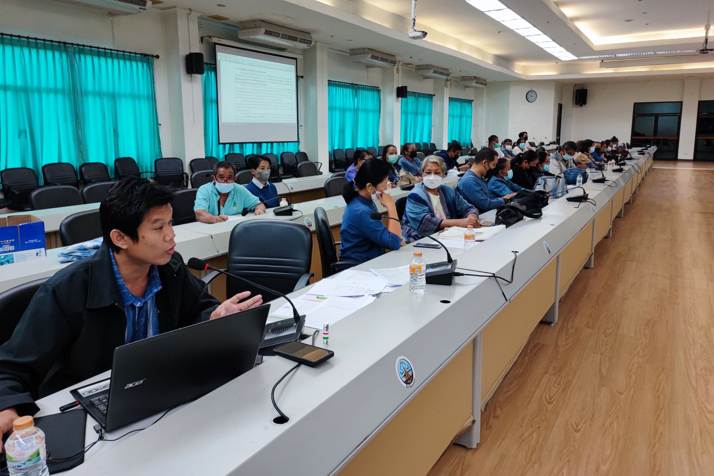พช.สกลนคร : จัดประชุมผู้ผลิต ผู้ประกอบการ OTOP จังหวัดสกลนคร เพื่อเตรียมความพร้อมในการเข้าร่วมงาน OTOP City 2022