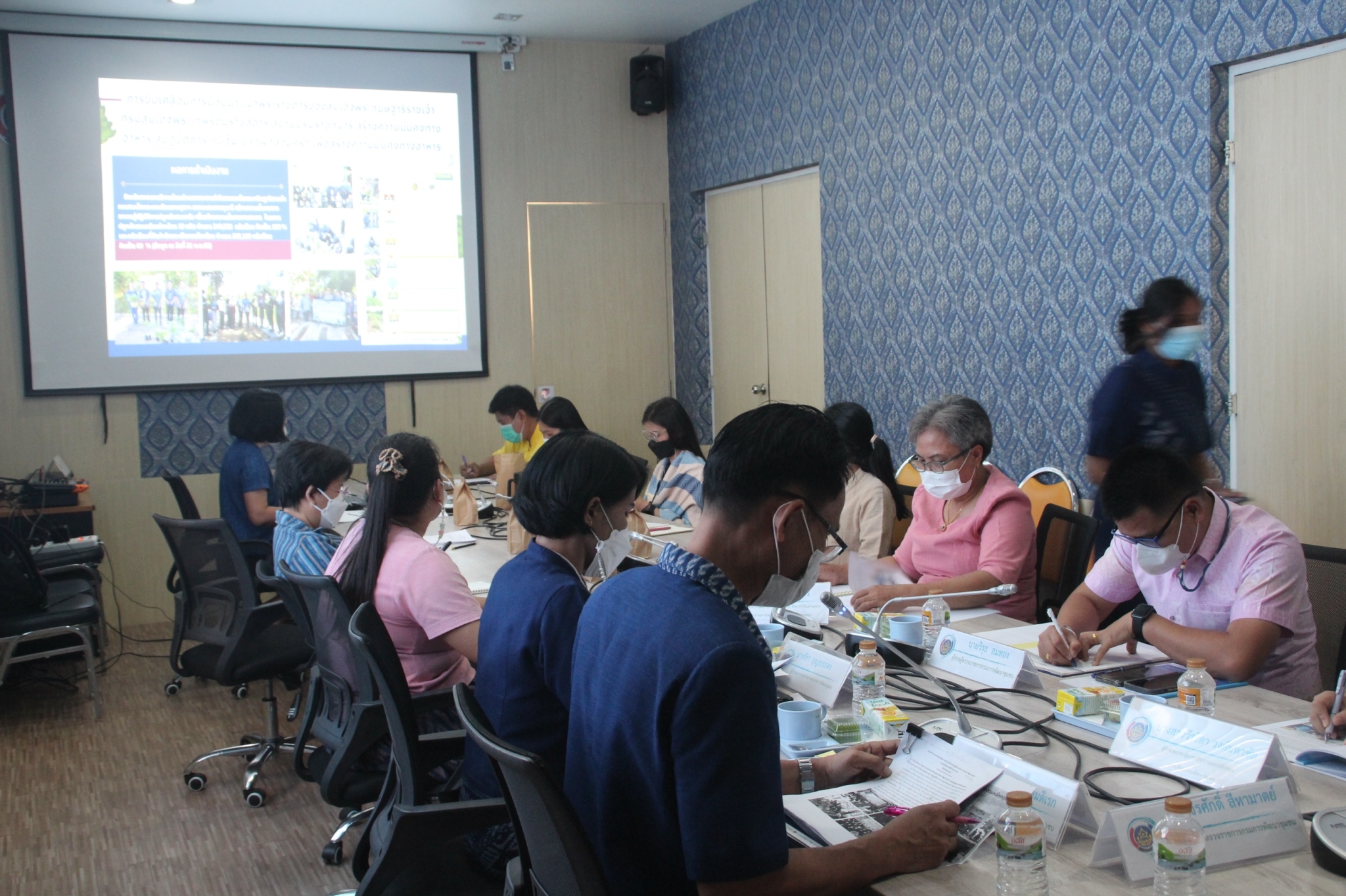 รองหัวหน้าผู้ตรวจราชการกรมการพัฒนาชุมชน กระทรวงมหาดไทย : ติดตามการขับเคลื่อนงานตามนโยบายรัฐบาล งานตามนโยบาย กระทรวงมหาดไทยและงานตามข้อสั่งการของอธิบดีกรมการพัฒนาชุมชน ในเขตพื้นที่จังหวัดสกลนคร