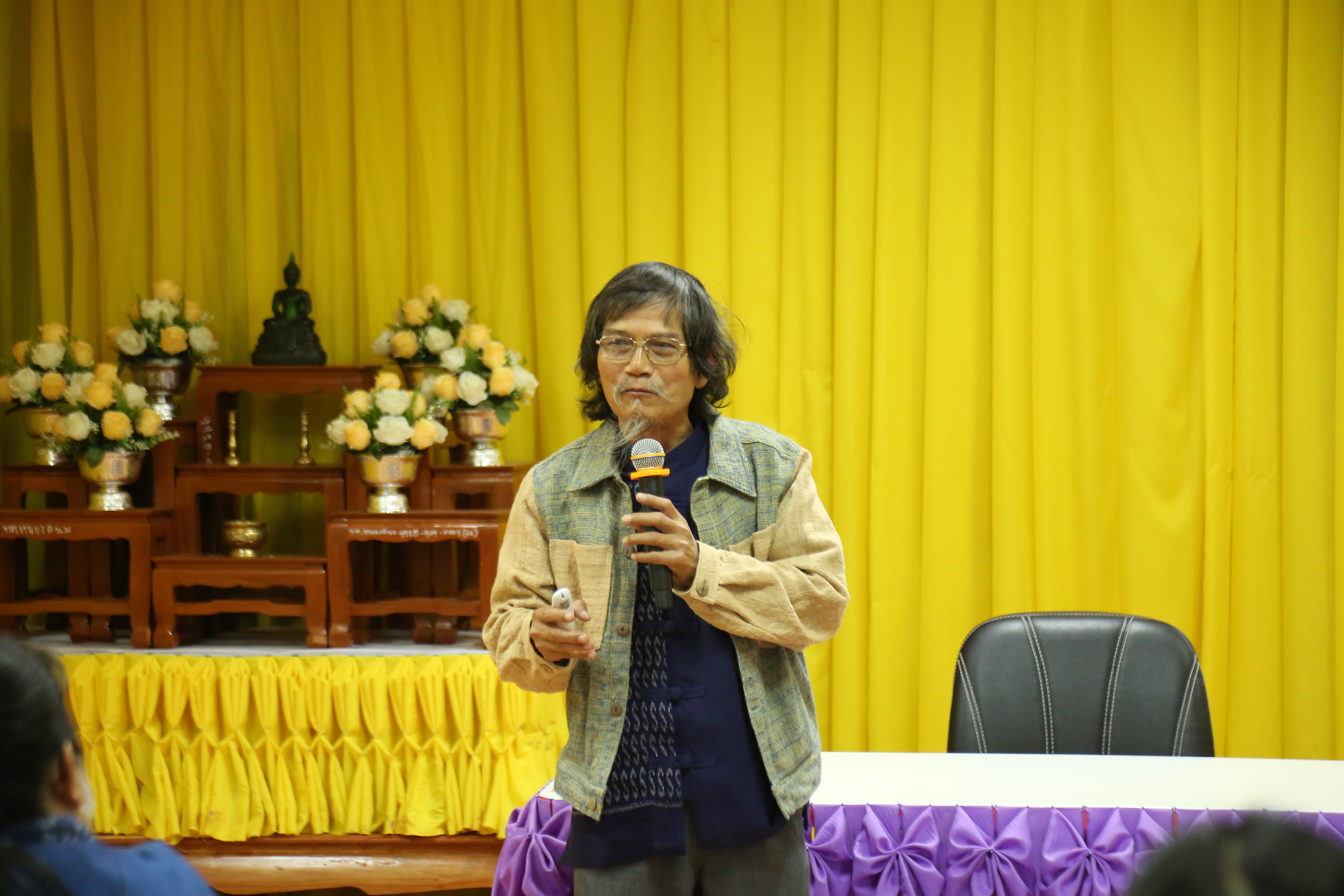 กรมการพัฒนาชุมชน กระทรวงมหาดไทยร่วมกับจังหวัดสกลนคร : จัดกิจกรรมเพิ่มทักษะการจัดการความรู้ด้านการถอดบทเรียน โครงการอำเภอนำร่อง “บำบัดทุกข์ บำรุงสุข” แบบบูรณาการ และสร้างนักขับเคลื่อนยุทธศาสตร์ นำการเปลี่ยนแปลง กระทรวงมหาดไทย