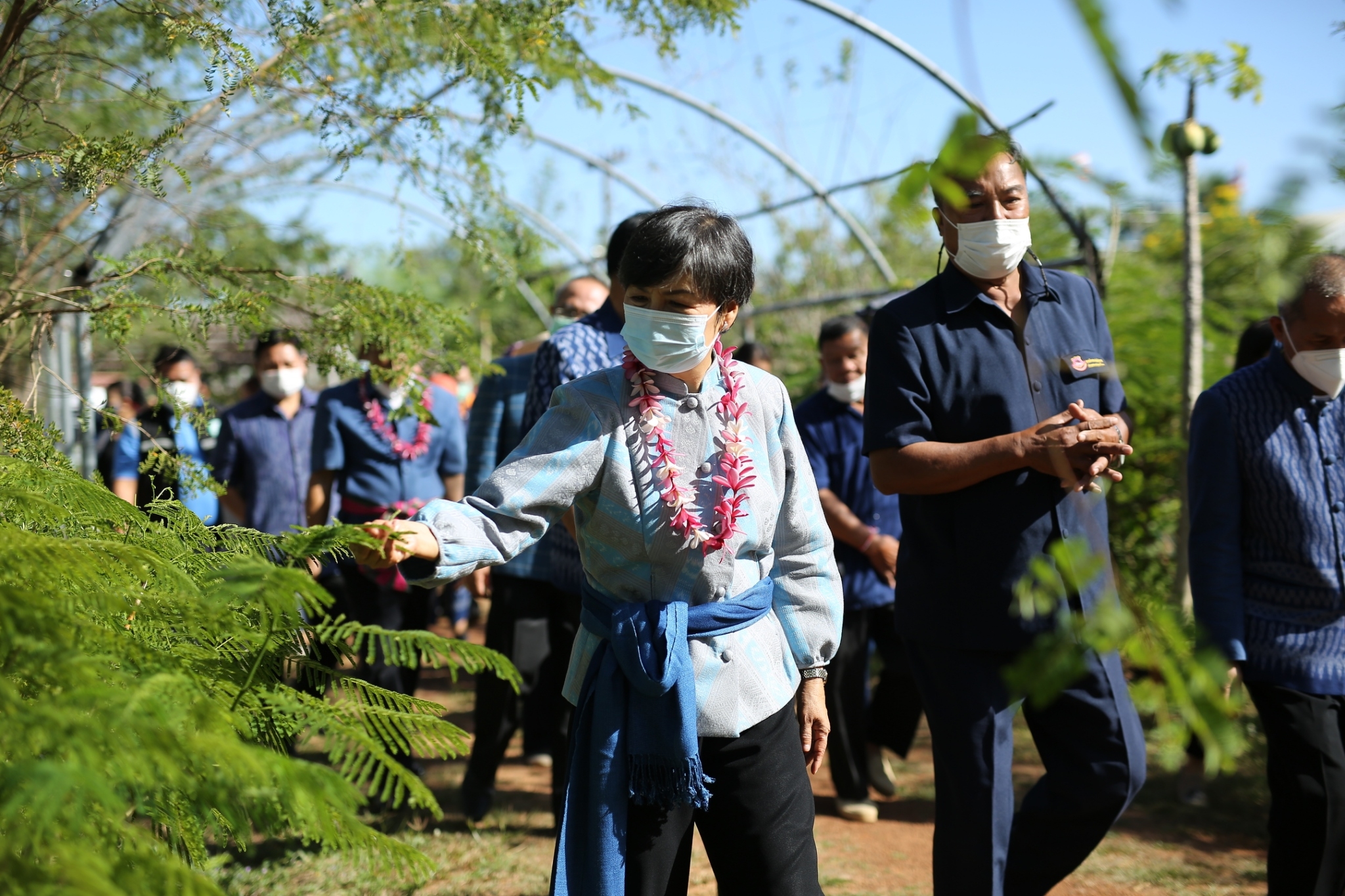 จังหวัดสกลนคร : Kick off การน้อมนำแนวพระราชดำริของสมเด็จพระกนิษฐาธิราชเจ้า กรมสมเด็จพระเทพรัตนราชสุดาฯ สยามบรมราชกุมารี สร้างความมั่นคงทางอาหาร สู่ปฏิบัติการปลูกผักสวนครัว เพื่อสร้างความมั่นคงทางอาหาร ปี 2566 รอบ 2 ต่อเนื่อง