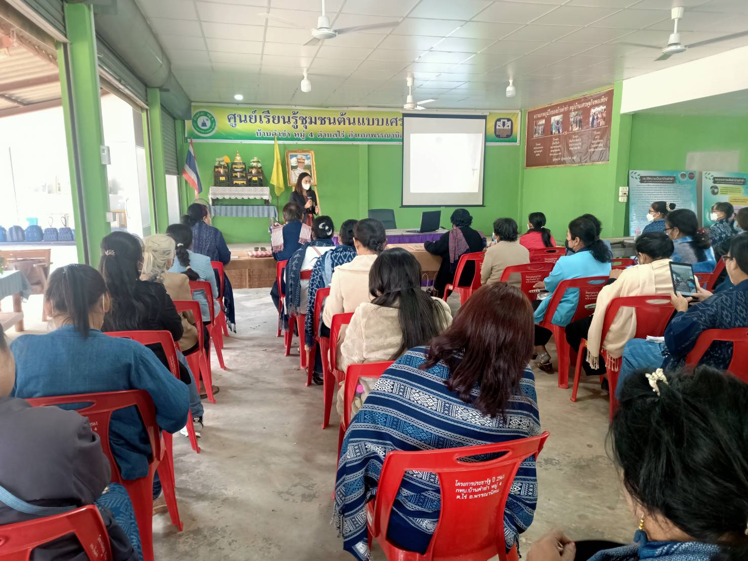 จังหวัดสกลนคร : ส่งเสริมการท่องเที่ยวตามเทศกาล ประเพณี ยลวิถีเมืองสามธรรม “ธรรมะ ธรรมชาติและวัฒนธรรม” โดยอบรมเพิ่มศักยภาพการบริการท่องเที่ยวและยกระดับการพัฒนาผลิตภัณฑ์ชุมชน ประจำปี 2566