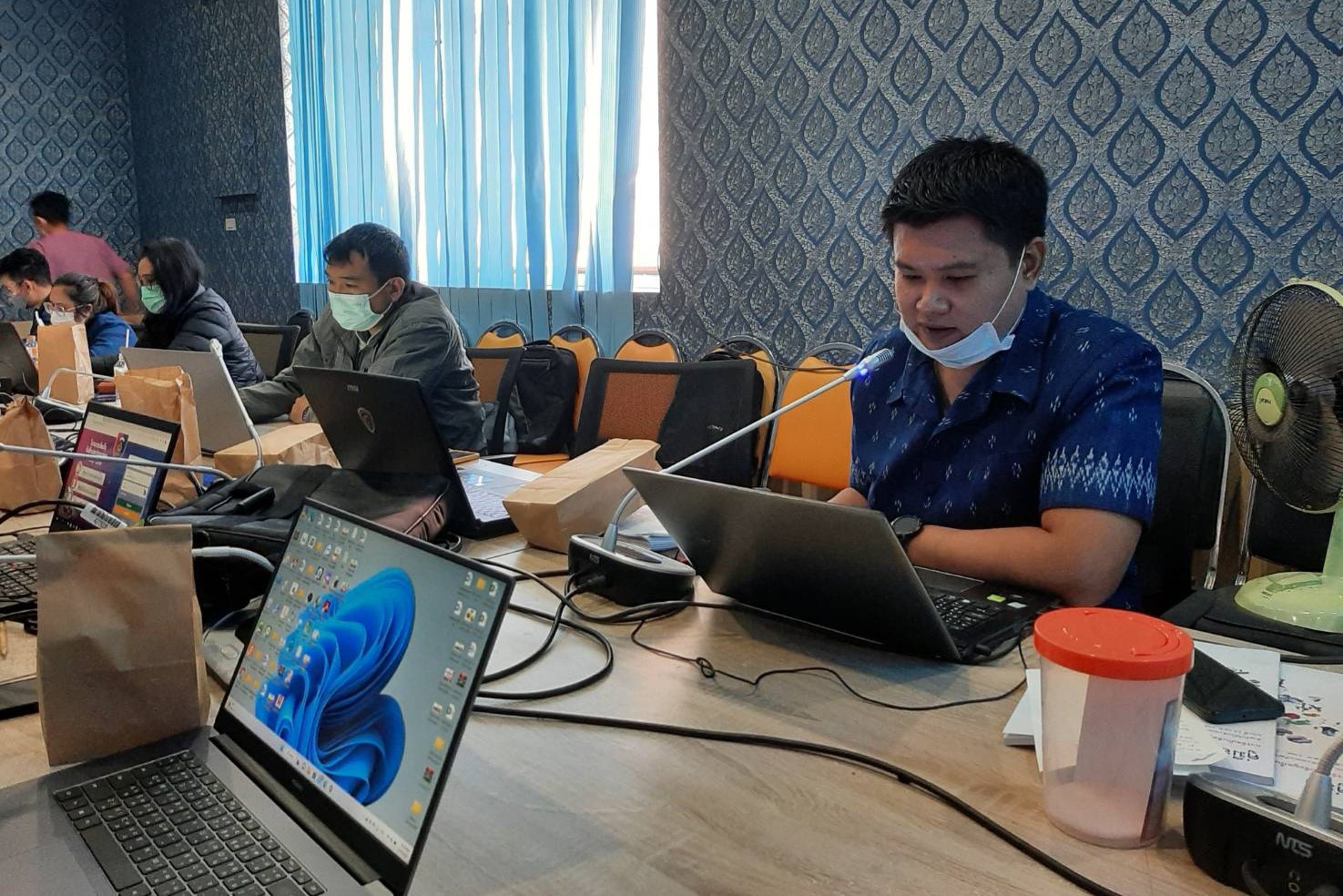 พช.สกลนคร : เตรียมความพร้อมในการจัดเก็บข้อมูลความจำเป็นพื้นฐาน (จปฐ.) และข้อมูลพื้นฐานระดับหมู่บ้าน (กชช.2ค) ประจำปี 2566 เชิงคุณภาพ
