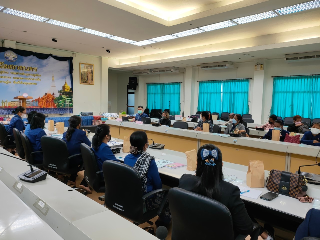 จังหวัดสกลนคร : อบรมพัฒนาทักษะอาชีพแก่สมาชิกกองทุนพัฒนาบทบาทสตรีเพื่อให้เกิดการแลกเปลี่ยนเรียนรู้และสร้างเครือข่ายในการประกอบอาชีพที่สำเร็จ ตามโครงการพัฒนาทักษะอาชีพแก่สมาชิกกองทุนพัฒนาบทบาทสตรี ประจำปี 2566