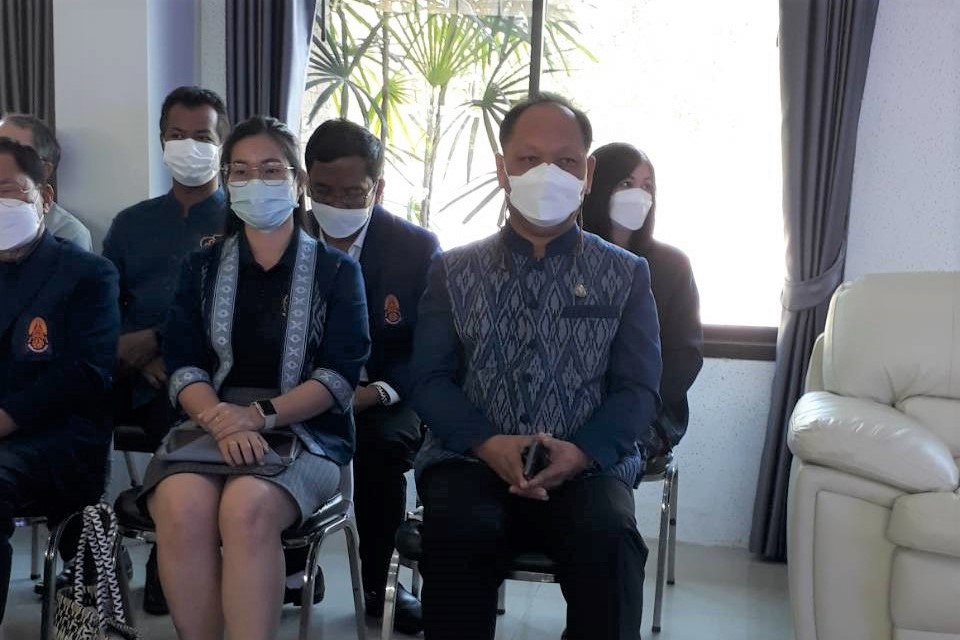 พัฒนาการจังหวัดสกลนคร : ร่วมต้อนรับนักศึกษา วปอ. รุ่นที่ 65 ศึกษาดูงานในเขตพื้นที่จังหวัดสกลนคร