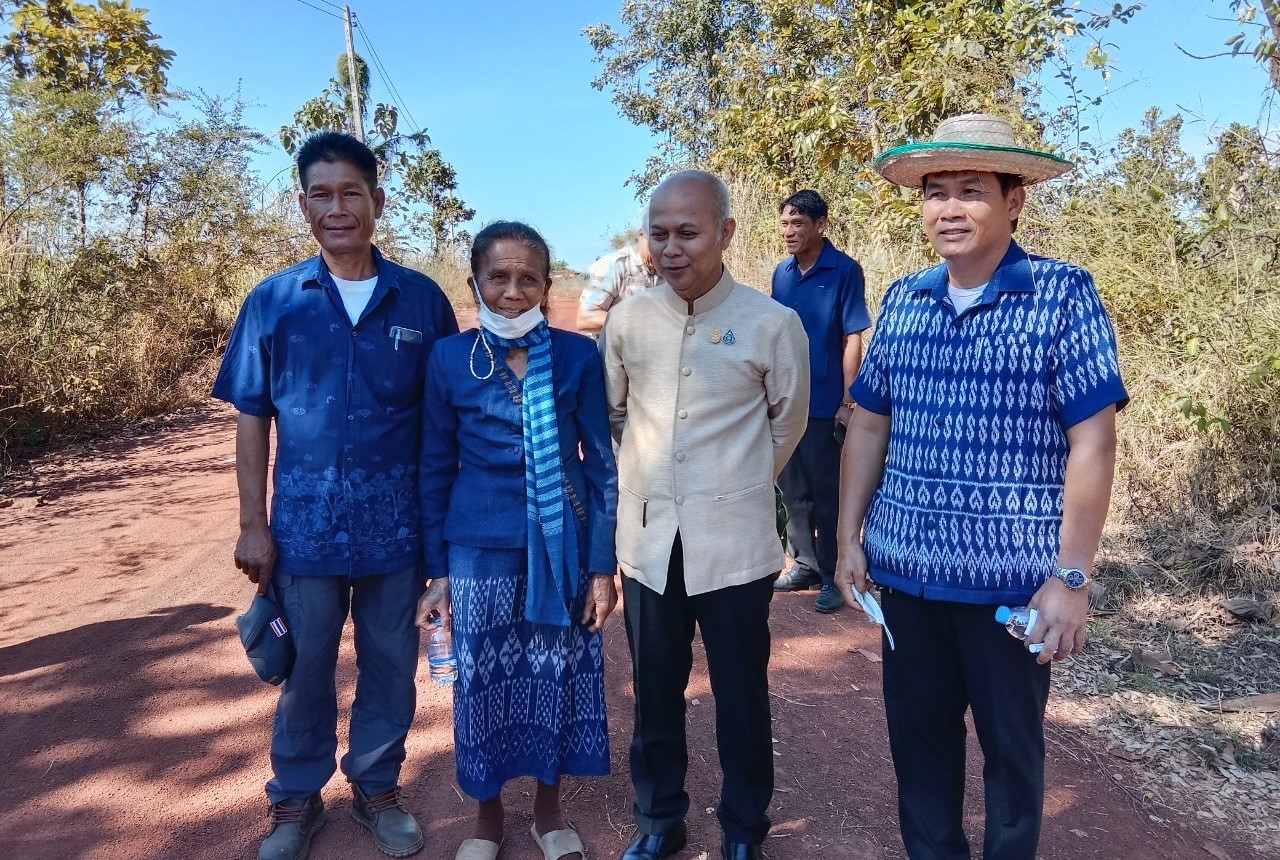 รองอธิบดีกรมการพัฒนาชุมชน กระทรวงมหาดไทย :  ติดตามการดำเนินงานศูนย์เรียนรู้ทฤษฎีใหม่รูปแบบ “โคก หนอง นา  พัฒนาชุมชน“ ในเขตพื้นที่ จังหวัดสกลนคร  เพื่อเตรียมความพร้อมใช้เป็นสถานที่ปฎิบัติธรรมและเผยแพร่พระพุทธศาสนาแก่พุทธศาสนิกชน  พร้อมใช้เป็นสถานที่อบรมอาชีพแก่ครัวเรือนผู้ด้อยโอกาส