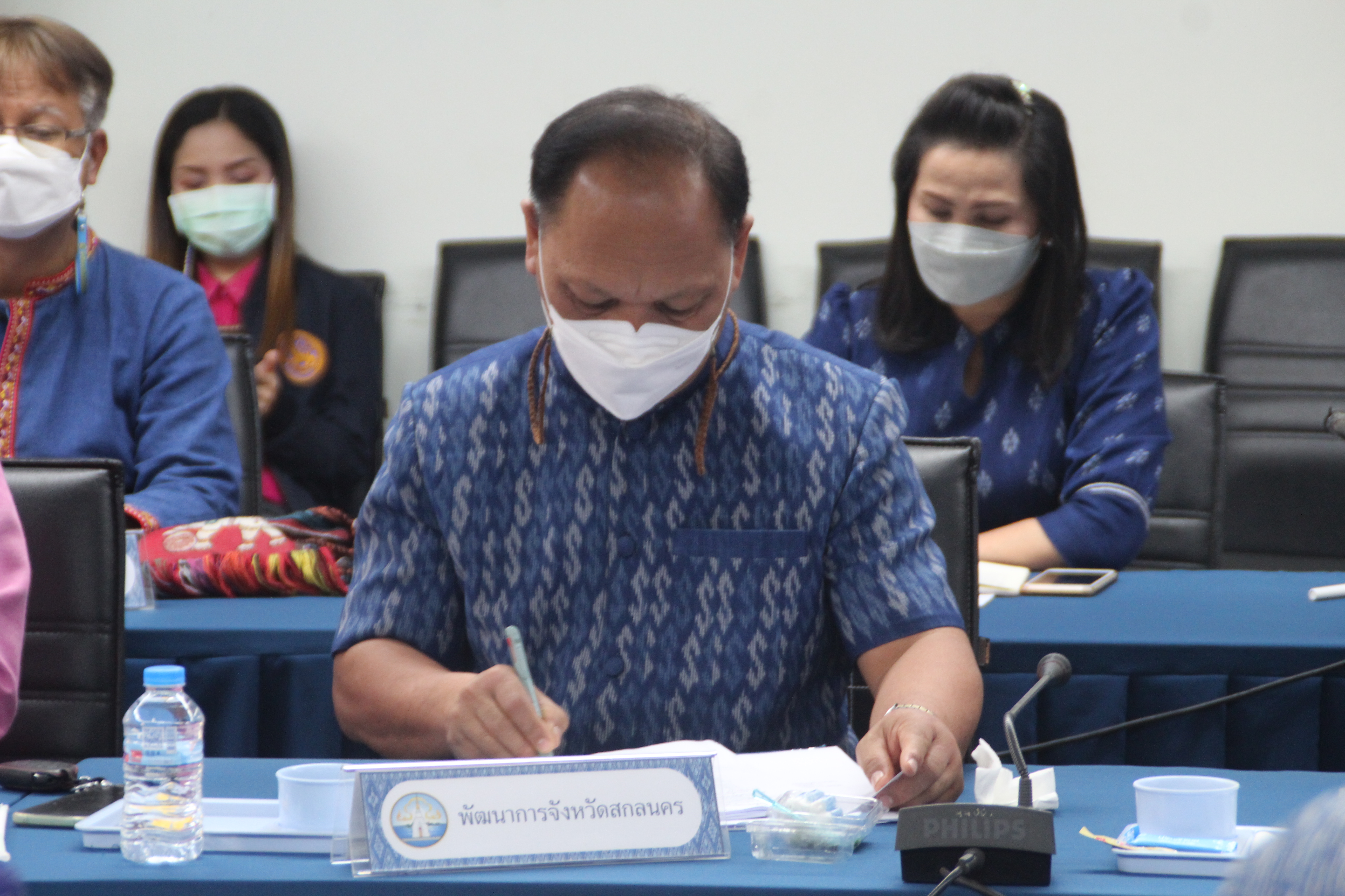 จังหวัดสกลนคร : ร่วมประชุมขับเคลื่อนและติดตามงานนโยบายของรัฐบาล งานภารกิจสำคัญของกระทรวงมหาดไทย ประจำปีงบประมาณ พ.ศ. 2566 (VCS)