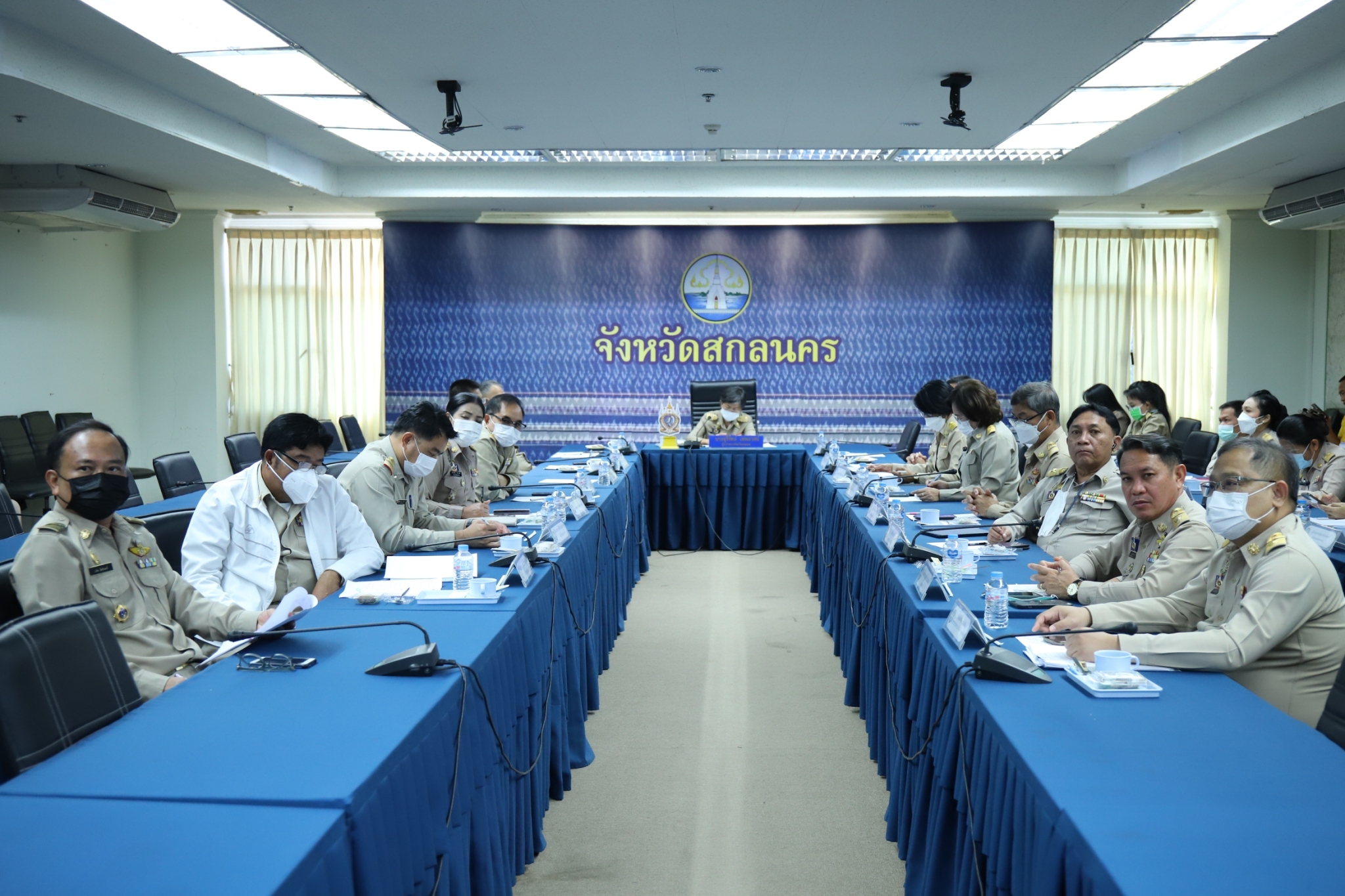 จังหวัดสกลนคร : ร่วมประชุมขับเคลื่อนและติดตามงานนโยบายของรัฐบาล และภารกิจสำคัญของกระทรวงมหาดไทย ประจำปีงบประมาณ พ.ศ. 2566
