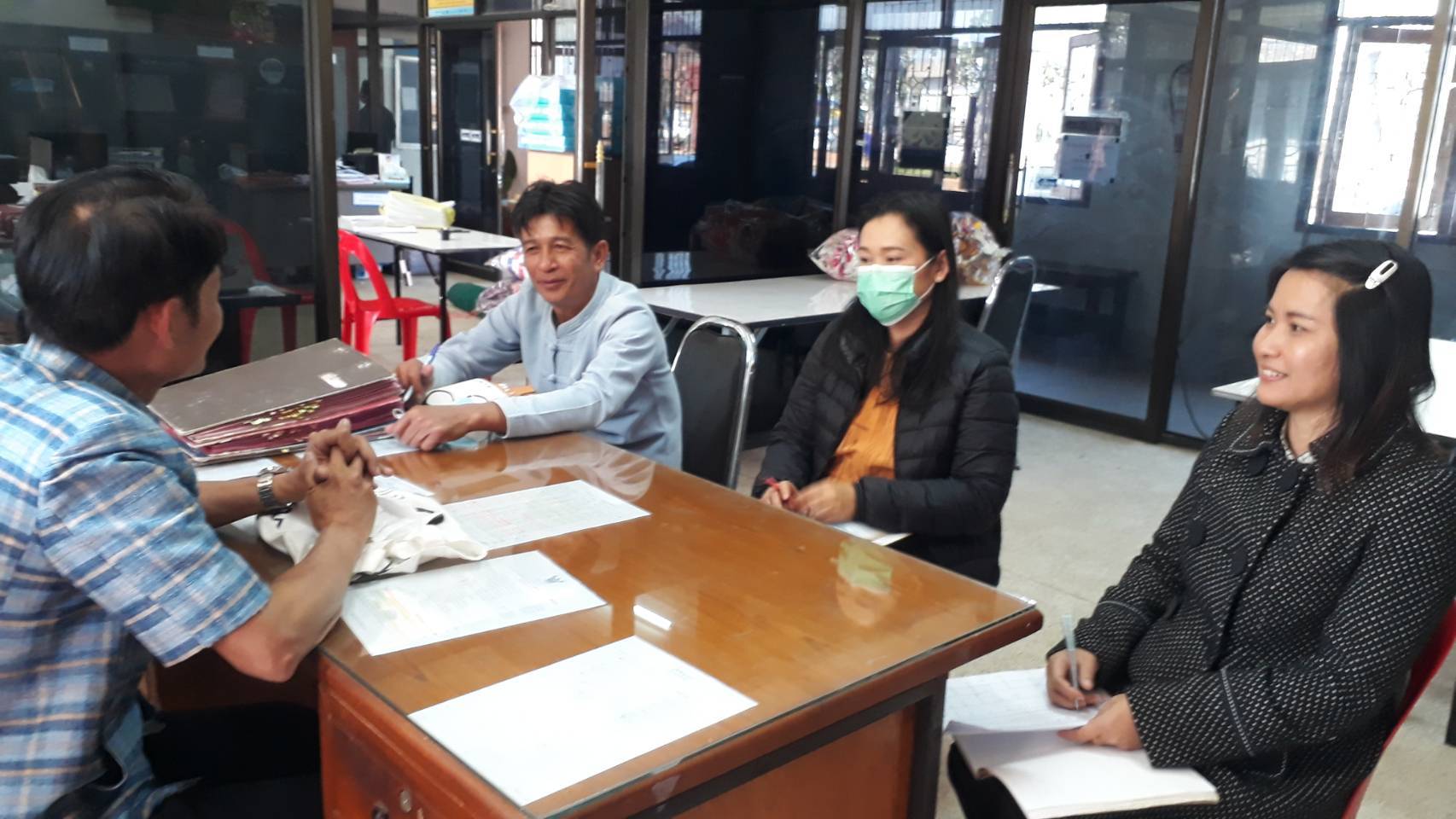 พช.สกลนคร : นิเทศ ติดตาม และสนับสนุนการปฏิบัติราชการสำนักงานพัฒนาชุมชนอำเภอ