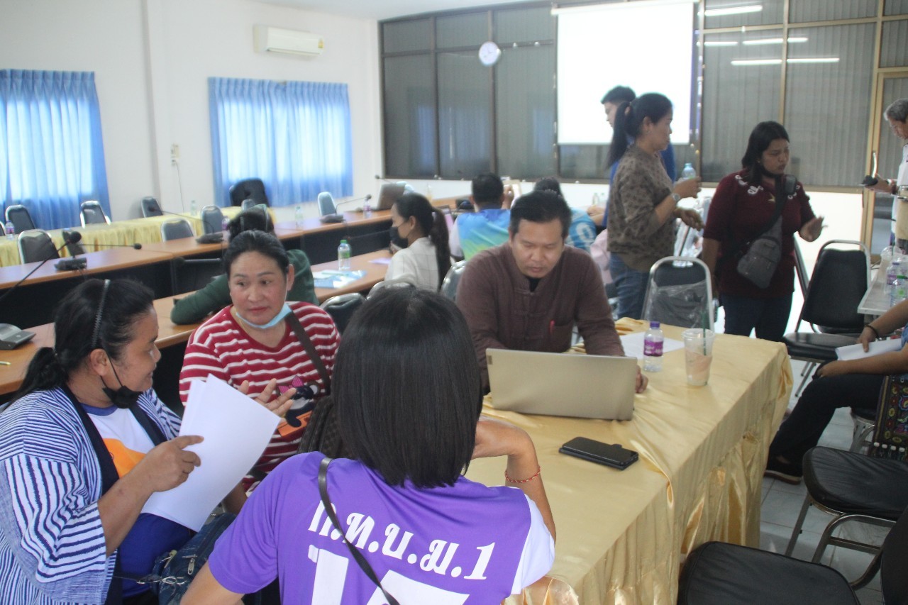 พช.สกลนคร : สนับสนุนการจัดเก็บข้อมูลความจำเป็นพื้นฐาน (จปฐ.) ประจำปี 2566