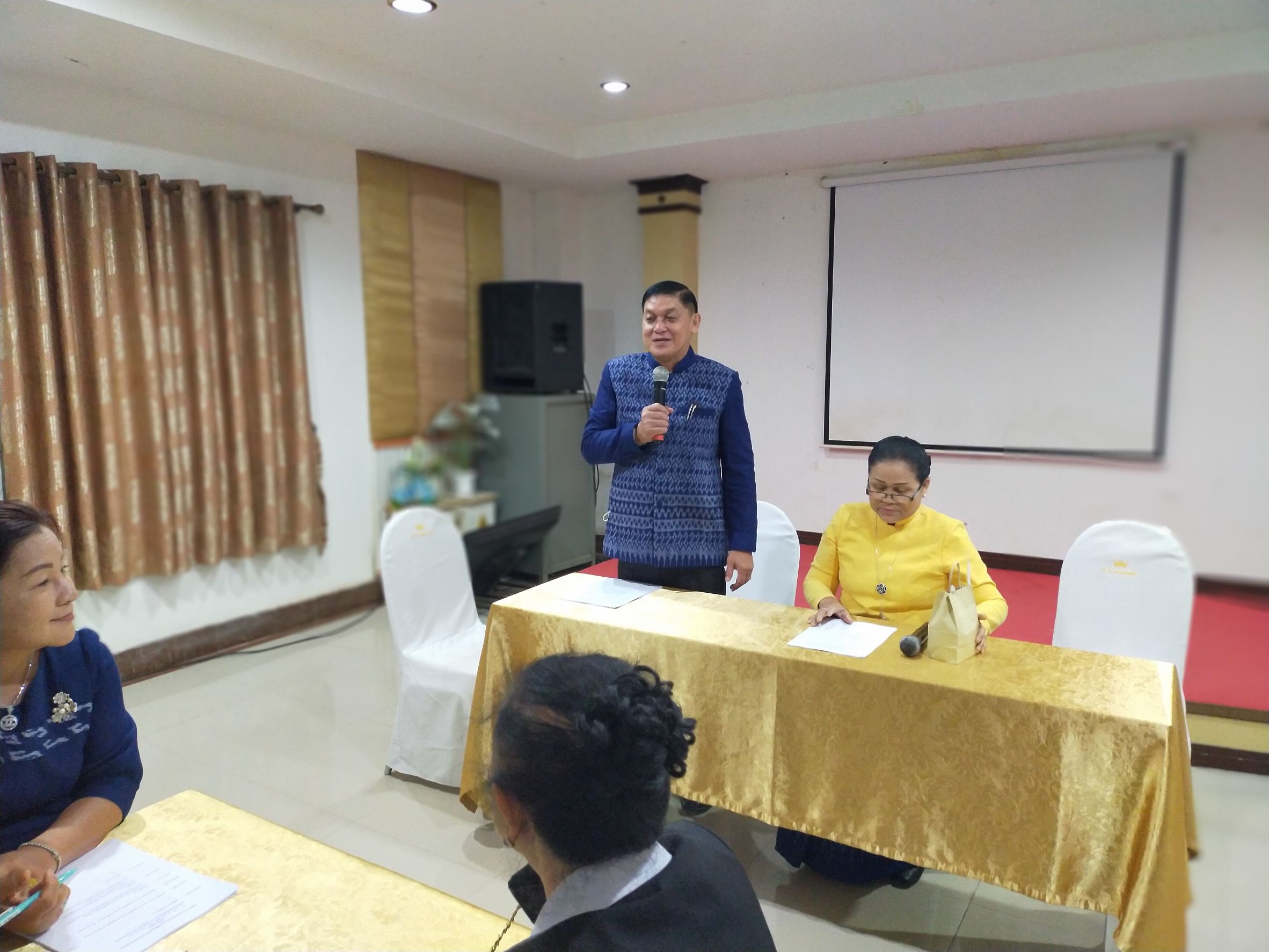 กพสจ.สกลนคร : ประชุมขับเคลื่อนการดำเนินพัฒนาสตรีจังหวัดสกลนคร ประจำปี 2566