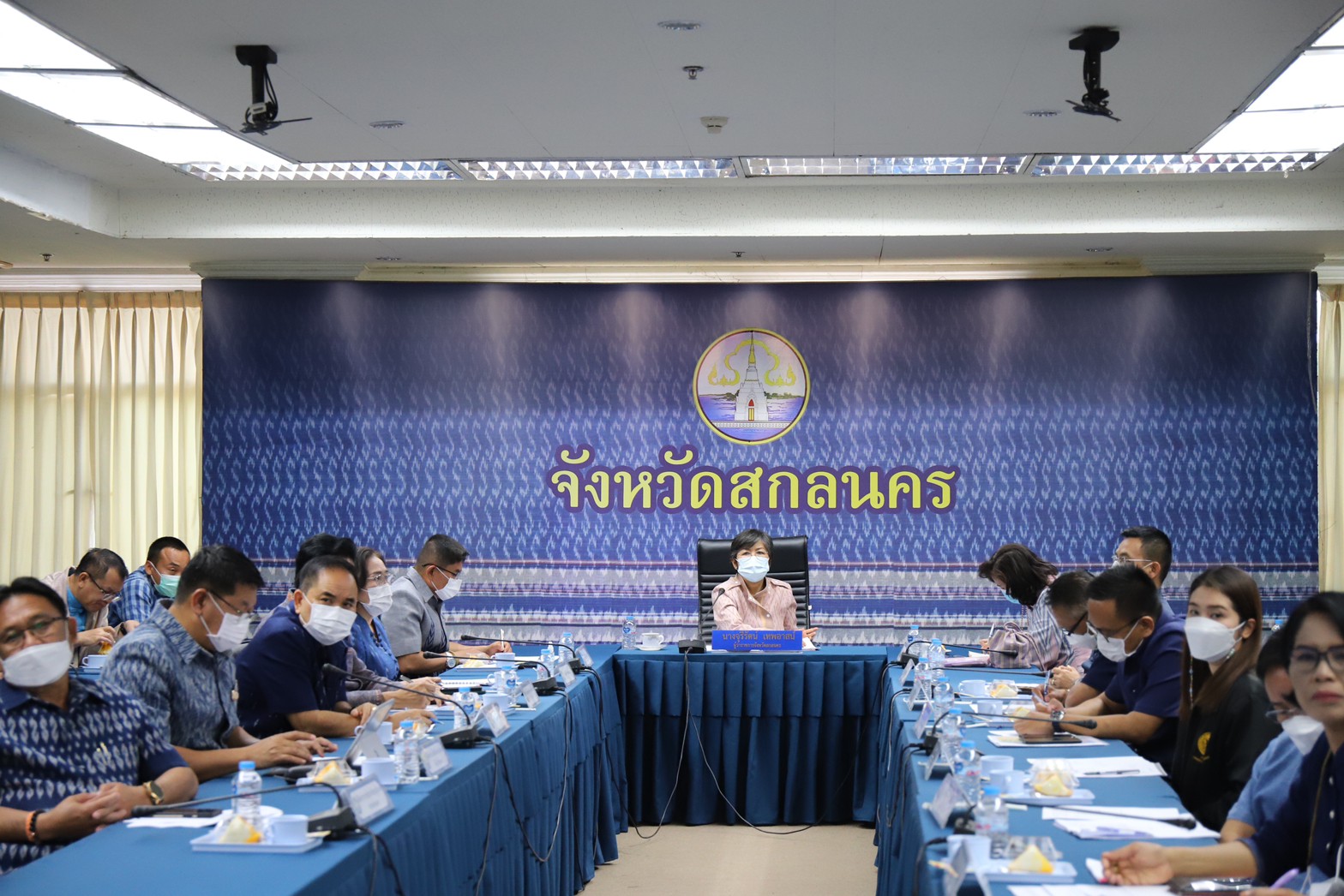 จังหวัดสกลนคร : ร่วมประชุมขับเคลื่อนและติดตามงานนโยบายของรัฐบาล งานภารกิจสำคัญของกระทรวงมหาดไทย ประจำปีงบประมาณ พ.ศ. 2566 (VCS)