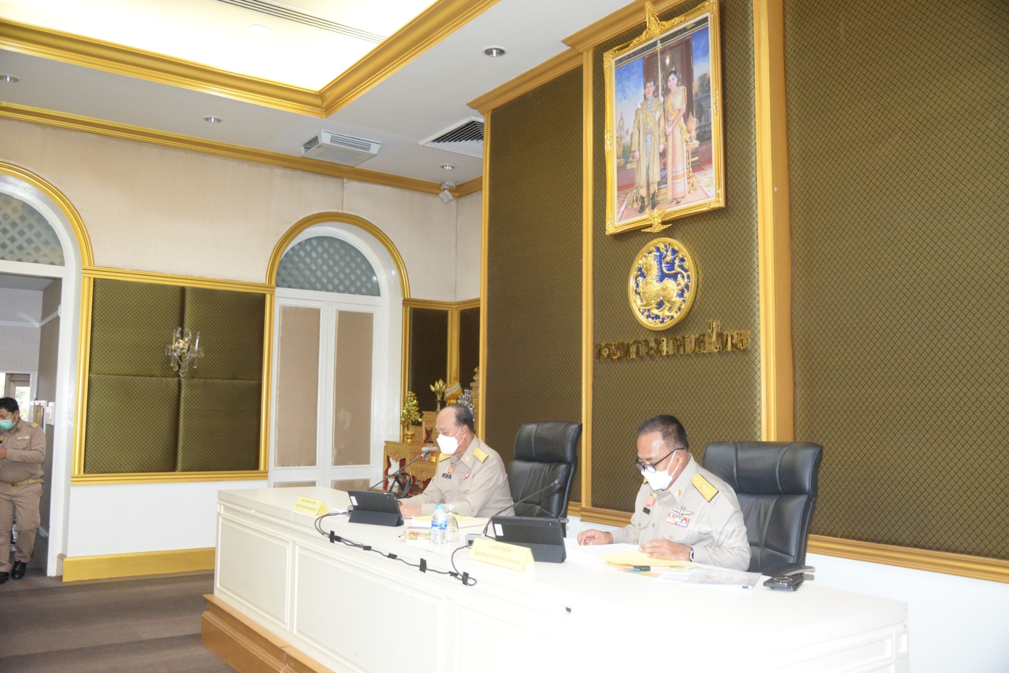 จังหวัดสกลนคร : ร่วมประชุมขับเคลื่อนและติดตามงานนโยบายของรัฐบาล งานภารกิจสำคัญของกระทรวงมหาดไทย ประจำปีงบประมาณ พ.ศ. 2566 (VCS)