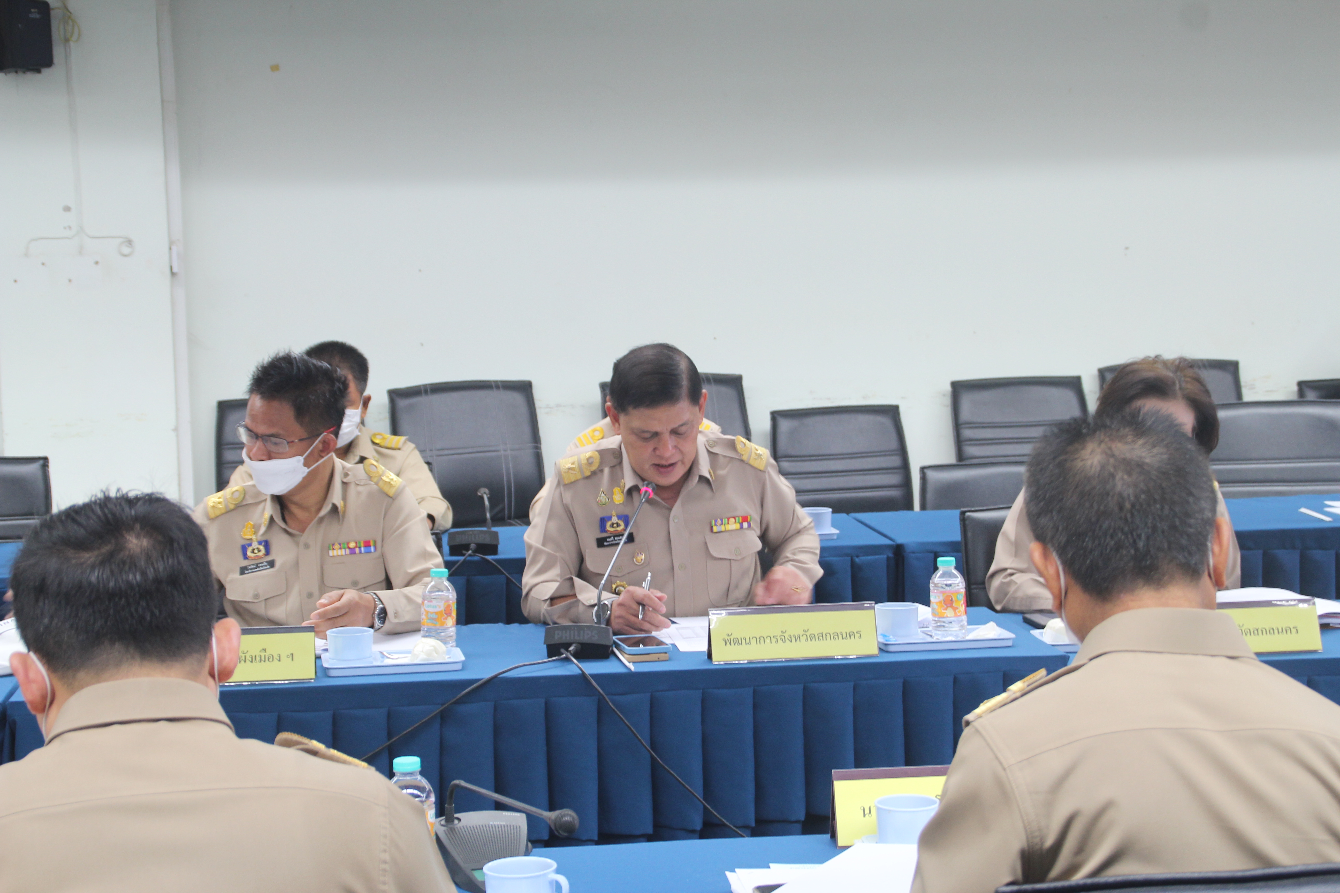 จังหวัดสกลนคร : ประชุมหัวหน้าหน่วยงานสังกัดกระทรวงมหาดไทย และนายอำเภอ ประจำเดือนกุมภาพันธ์ 2566