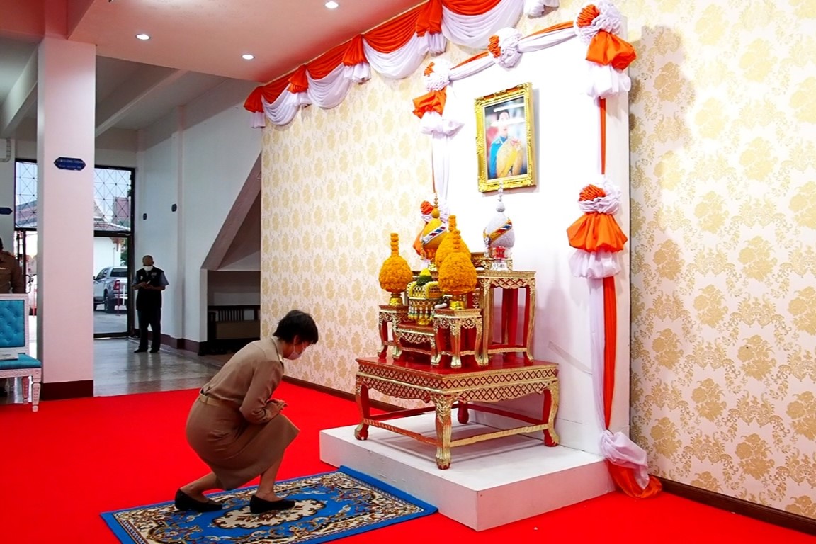 จังหวัดสกลนคร : จัดพิธีเจริญพระพุทธมนต์ เจริญจิตตภาวนา และทำบุญตักบาตร เพื่อถวายพระพรแด่สมเด็จพระเจ้าลูกเธอ เจ้าฟ้าพัชรกิติยาภา นเรนทิราเทพยวดี กรมหลวงราชสาริณีสิริพัชร มหาวัชรราชธิดา