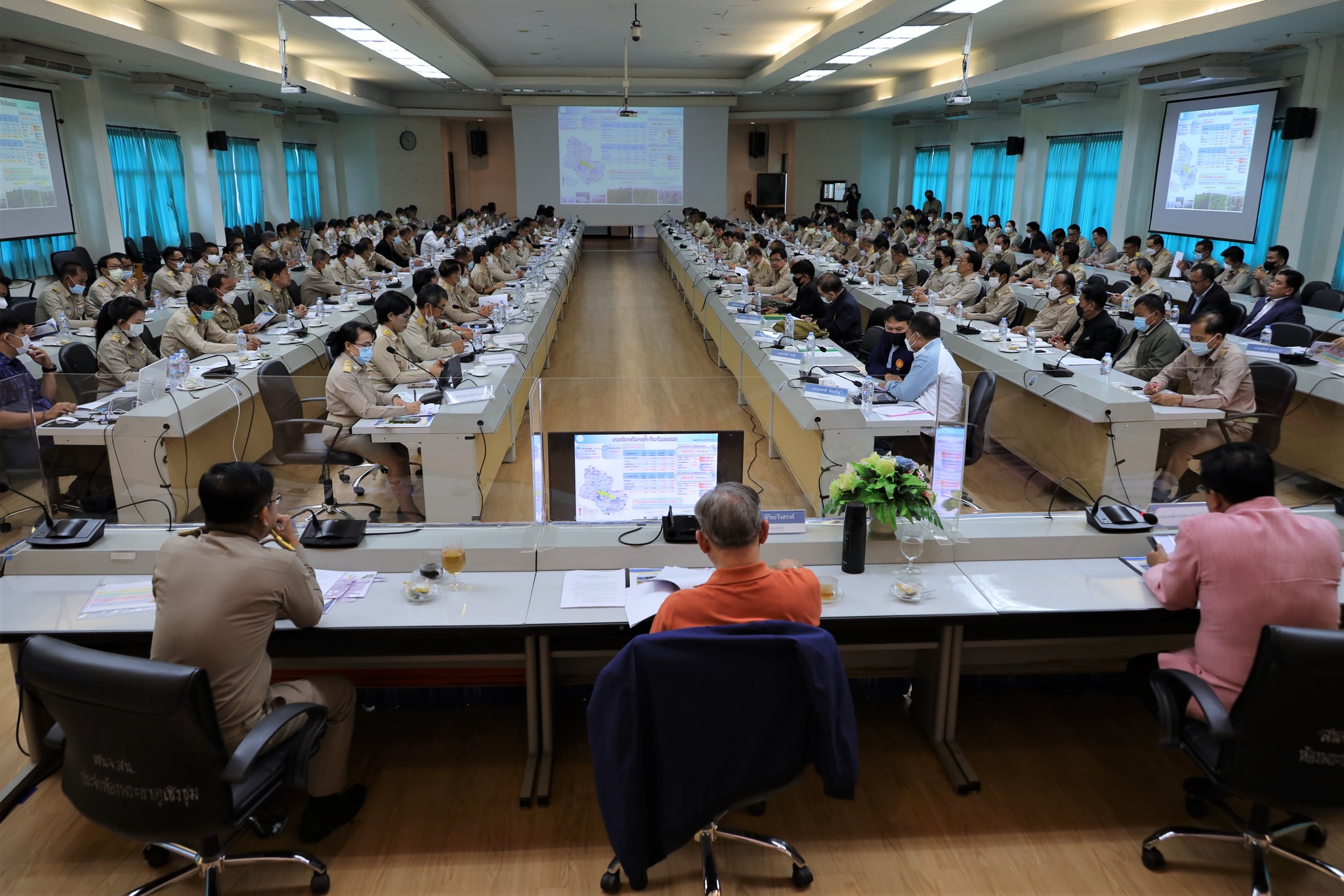 พช. สกลนคร : ร่วมต้อนรับคณะกรรมการธิการการแก้ไขปัญหาความยากจนและลดความเหลื่อมล้ำ วุฒิสภา ปฏิบัติภารกิจในพื้นที่จังหวัดสกลนคร