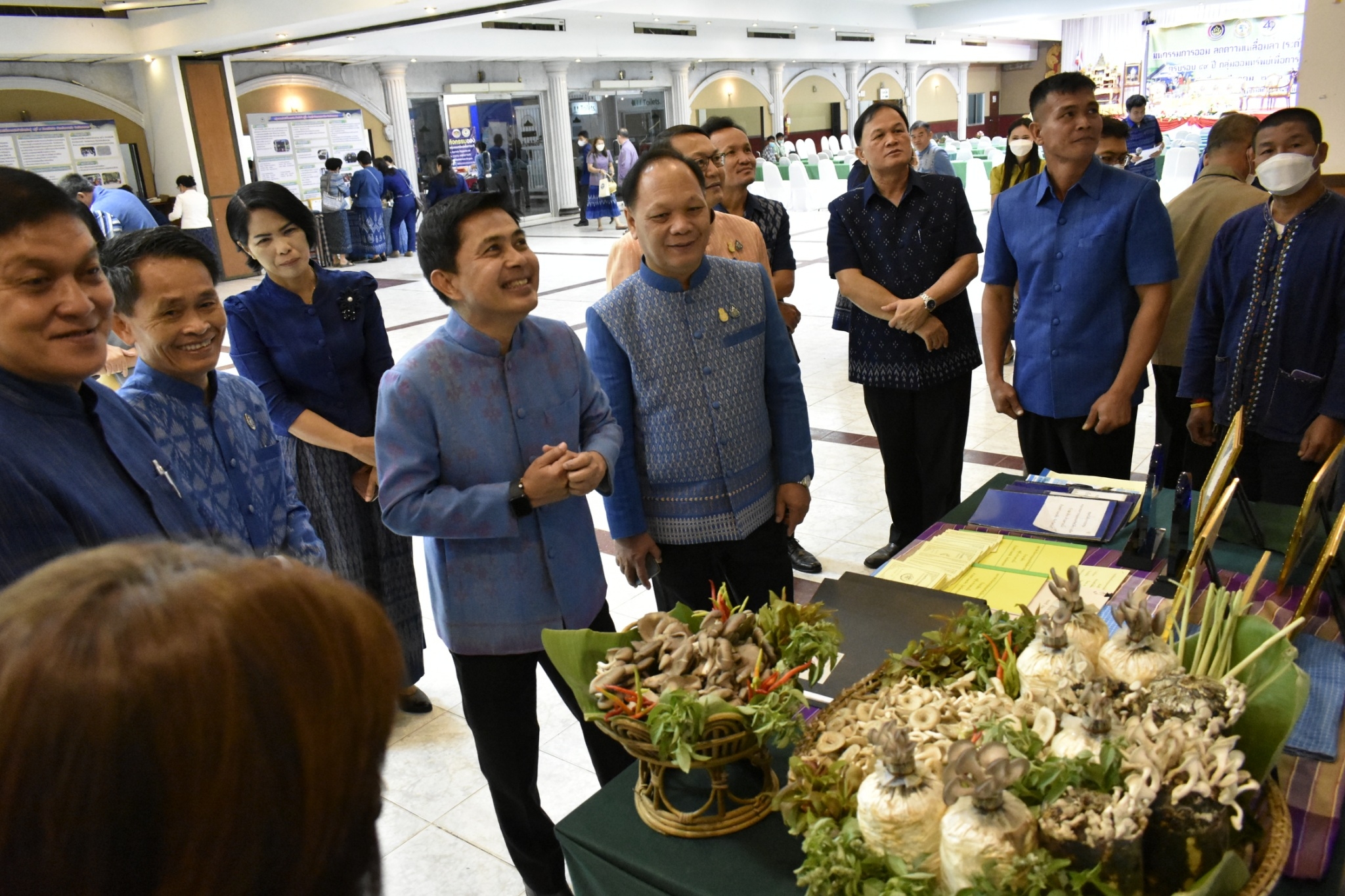 จังหวัดสกลนคร : จัดมหกรรมการออม ลดความเหลื่อมล้ำ (ระดับภูมิภาค) ครบรอบ 49 ปี กลุ่มออมทรัพย์เพื่อการผลิต