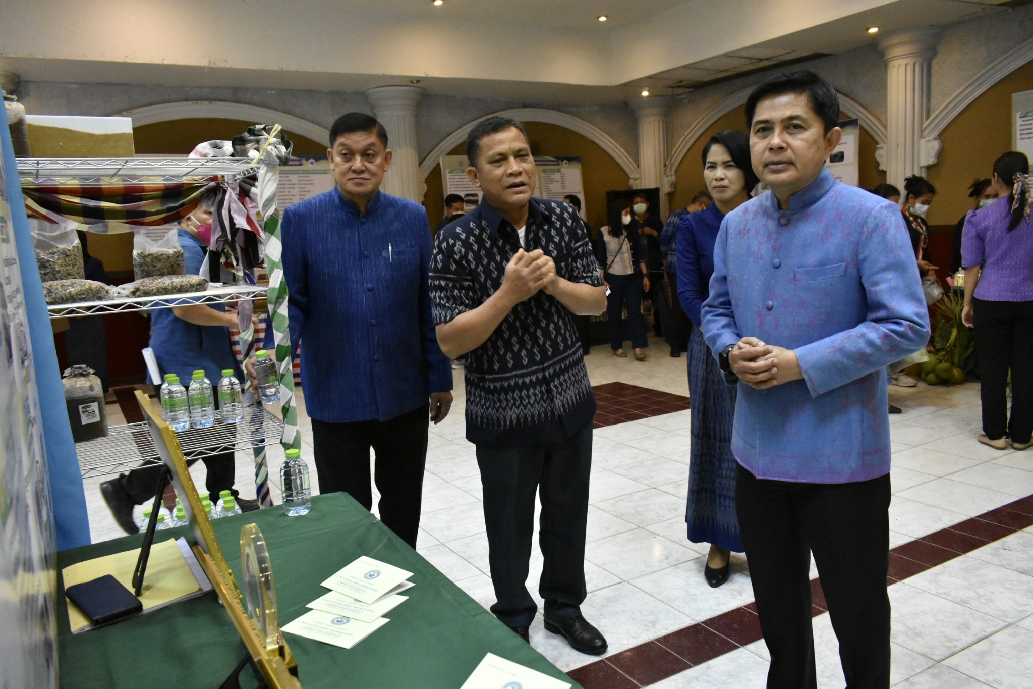 จังหวัดสกลนคร : จัดมหกรรมการออม ลดความเหลื่อมล้ำ (ระดับภูมิภาค) ครบรอบ 49 ปี กลุ่มออมทรัพย์เพื่อการผลิต