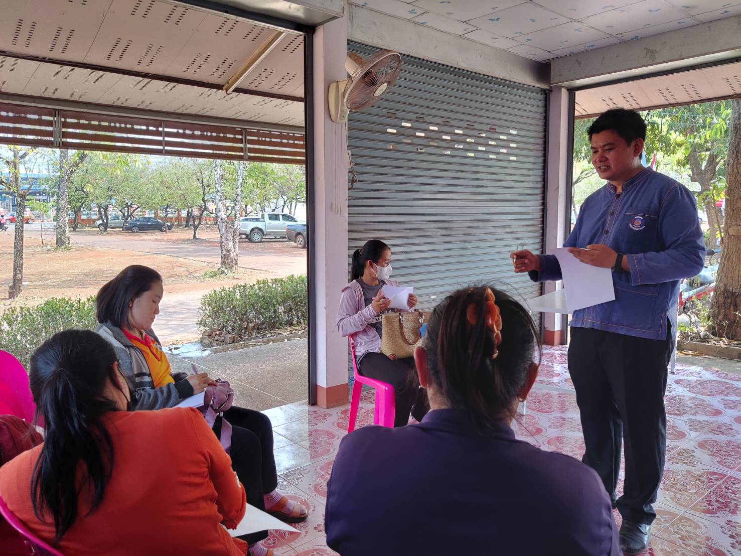 พช.สกลนคร : นำครัวเรือนตกเกณฑ์ TPMAP และ ThaiQM ฝึกอบรมอาชีพประชาชนพัฒนาคนทุกช่วงวัย ตามหลักปรัชญาเศรษฐกิจพอเพียง