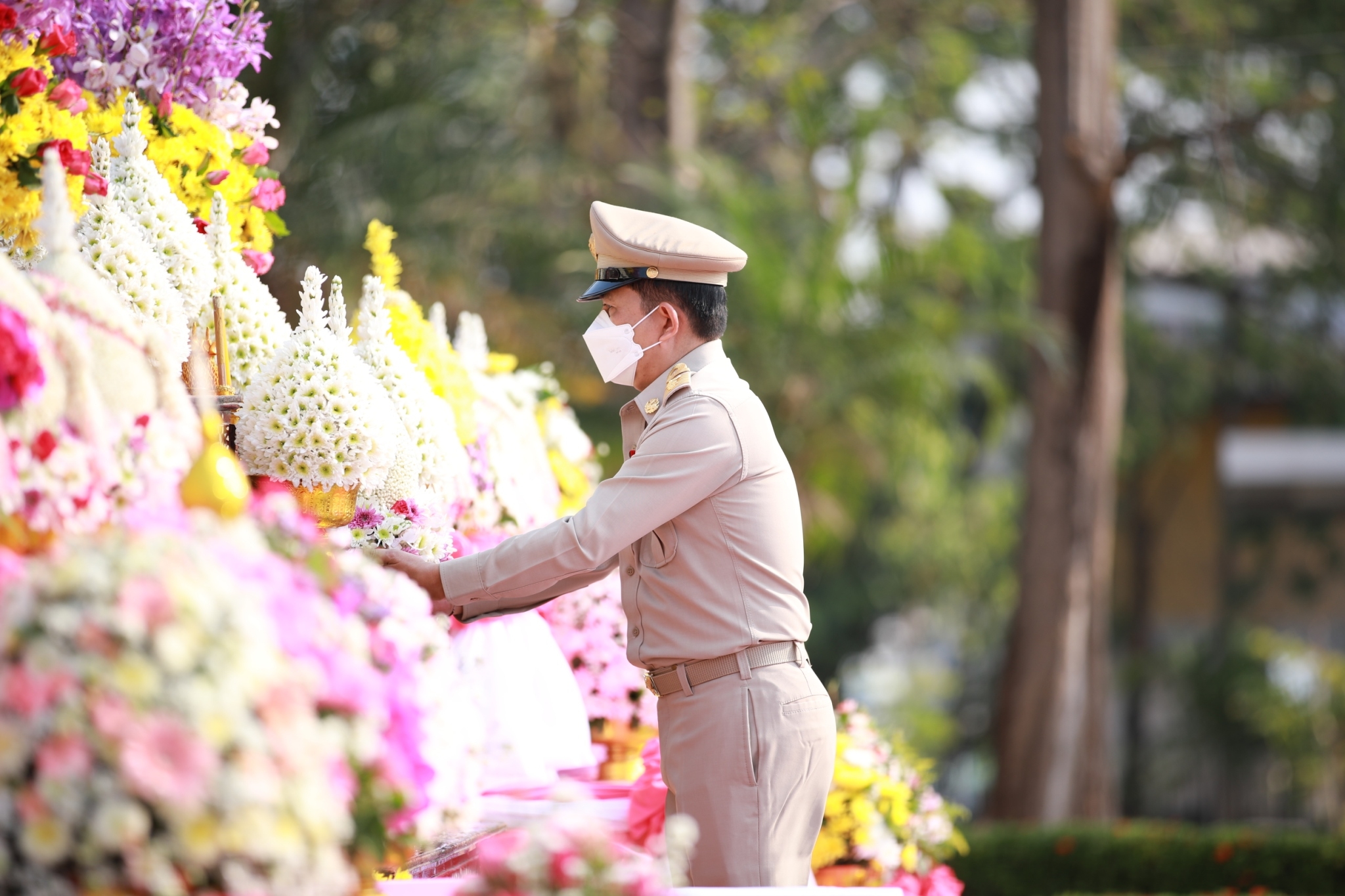 จังหวัดสกลนคร : จัดพิธีถวายราชสักการะพระบาทสมเด็จพระจุลจอมเกล้าเจ้าอยู่หัว รัชกาลที่ 5 เนื่องใน “วันท้องถิ่นไทย ประจำปี 2566”