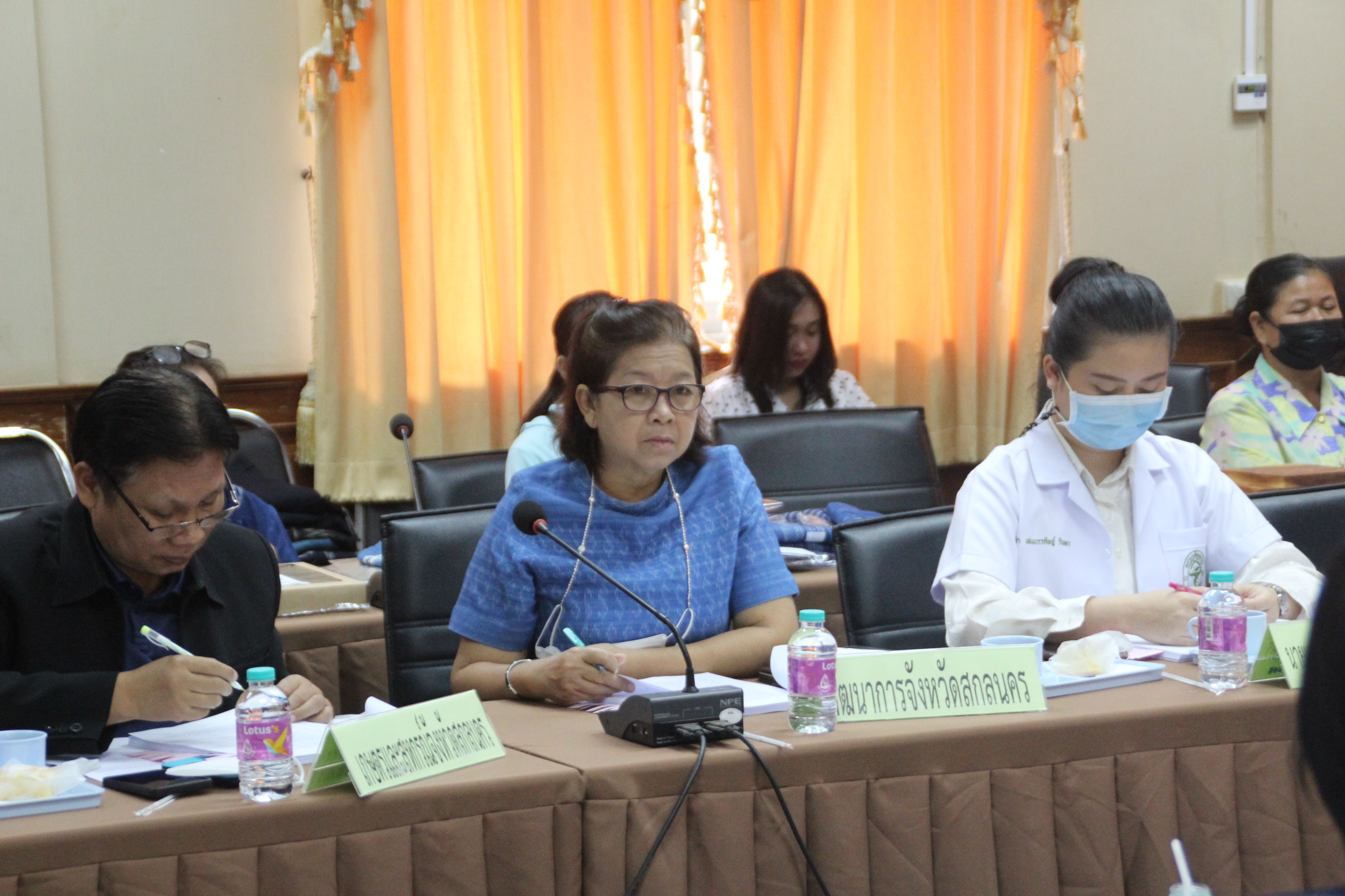 พช.สกลนคร : ร่วมประชุมคณะกรรมการรับรองมาตรฐานผลิตภัณฑ์ชุมชนจังหวัดสกลนคร