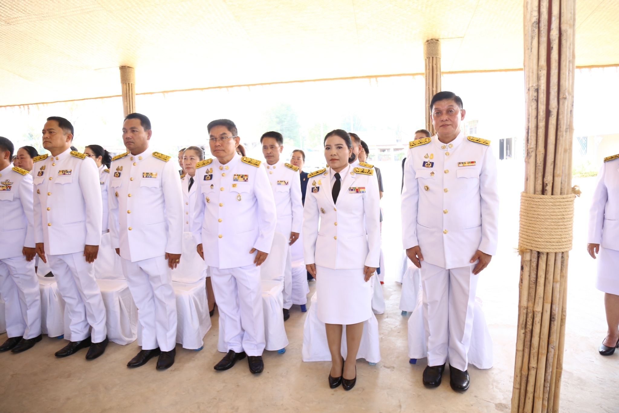 จังหวัดสกลนคร : จัดพิธีมอบลายผ้าพระราชทาน “ผ้าลายดอกรักราชกัญญา” ณ  วิชชาลัยดอนกอย วิถีแห่งการพัฒนาที่ยั่งยืน