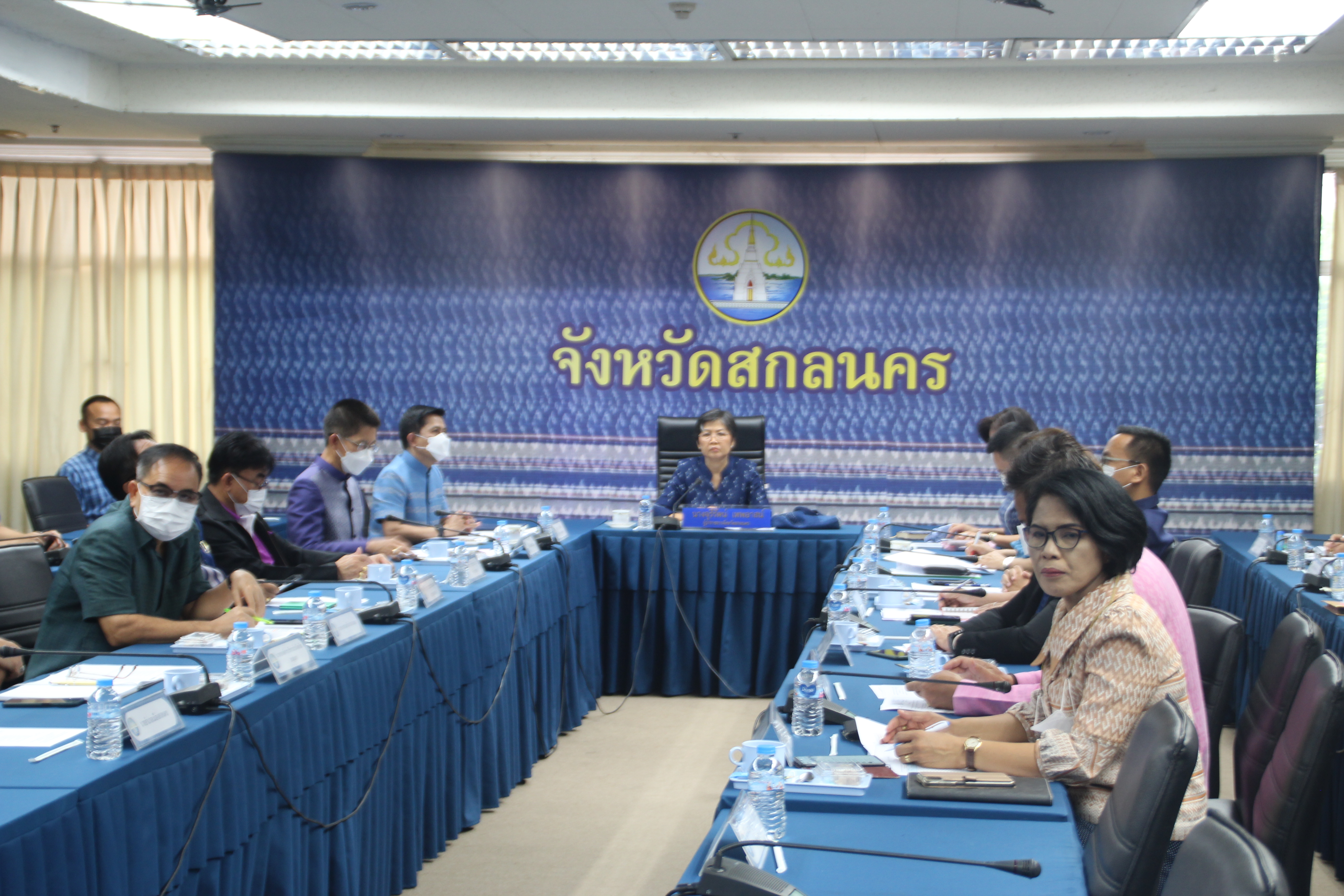 จังหวัดสกลนคร : ร่วมประชุมขับเคลื่อนและติดตามงานนโยบายของรัฐบาล งานภารกิจสำคัญของกระทรวงมหาดไทย ประจำปีงบประมาณ พ.ศ. 2566 (VCS)