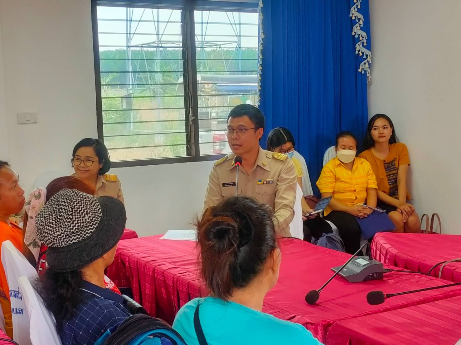 พช.สกลนคร : ลงพื้นที่ขับเคลื่อนการบริหารจัดการหนี้เกินกำหนดชำระ
