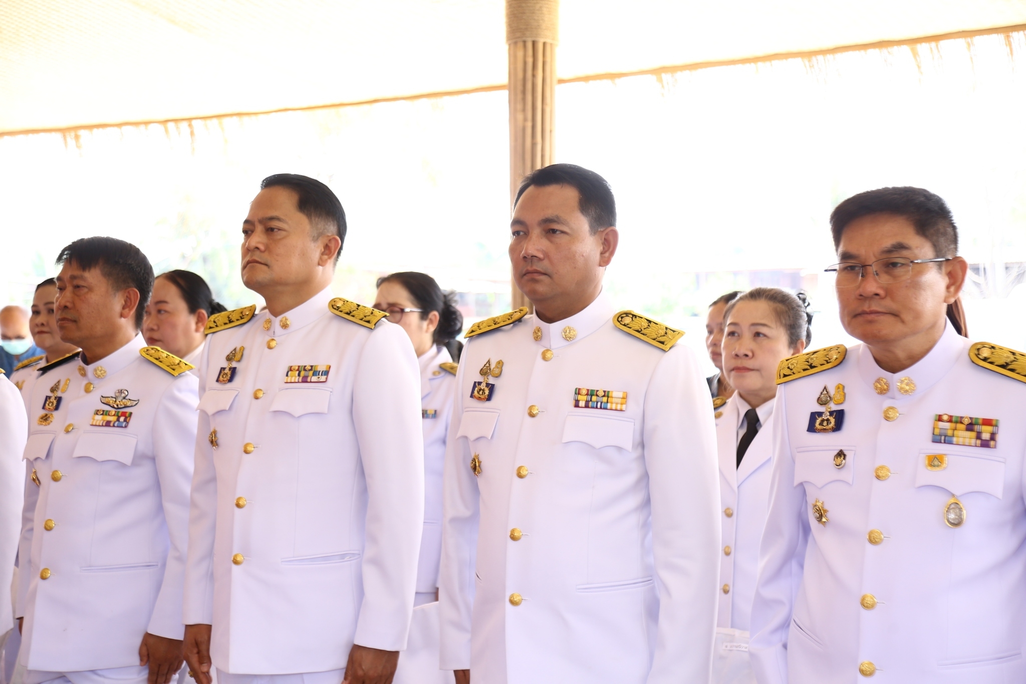 จังหวัดสกลนคร : จัดพิธีมอบลายผ้าพระราชทาน “ผ้าลายดอกรักราชกัญญา” ณ  วิชชาลัยดอนกอย วิถีแห่งการพัฒนาที่ยั่งยืน