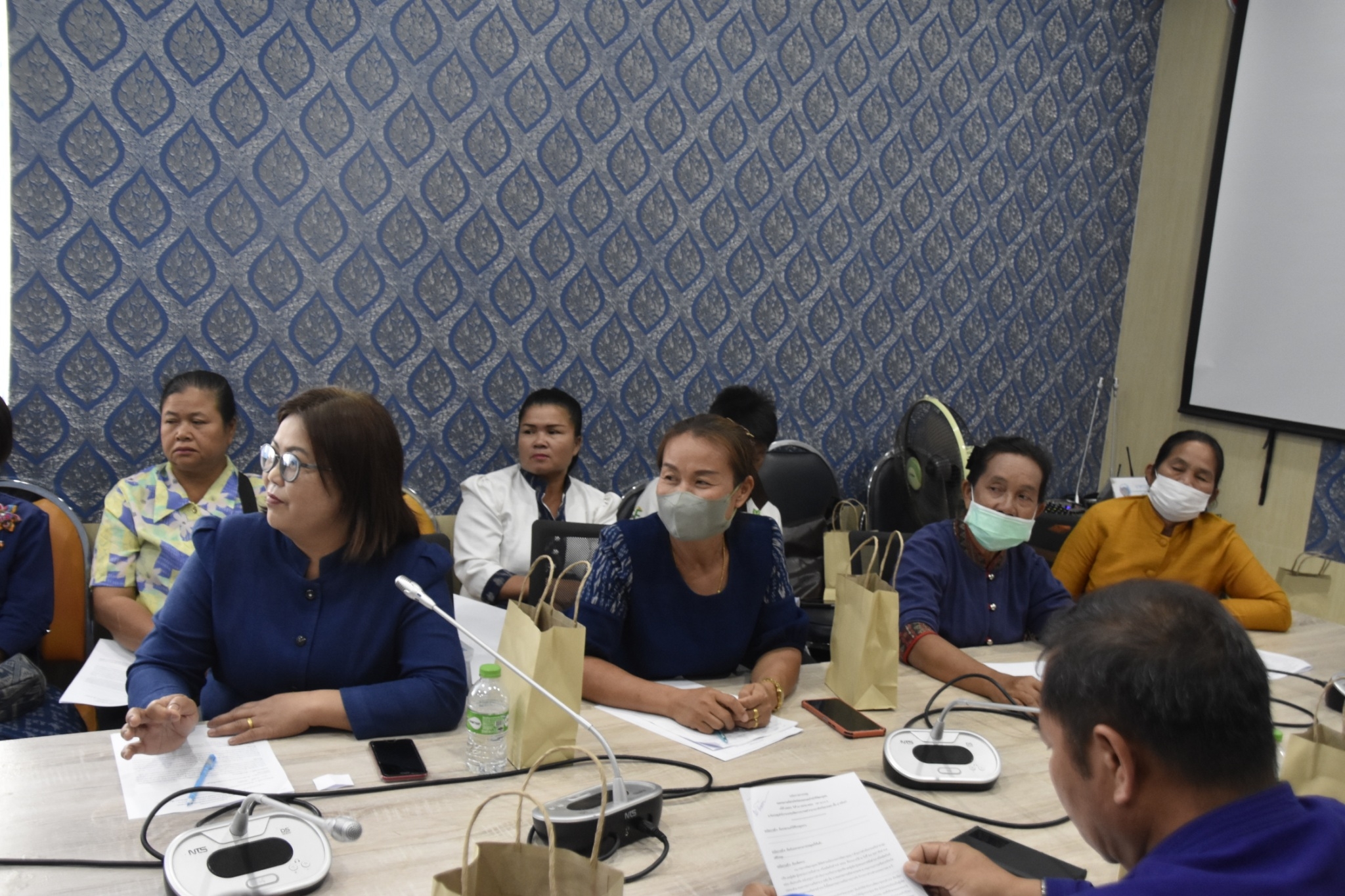 พช.สกลนคร : จัดประชุมคัดเลือกคณะกรรมการเครือข่ายจังหวัดสกลนครและเจ้าหน้าที่พัฒนาชุมชน ครั้งที่ 1/2566
