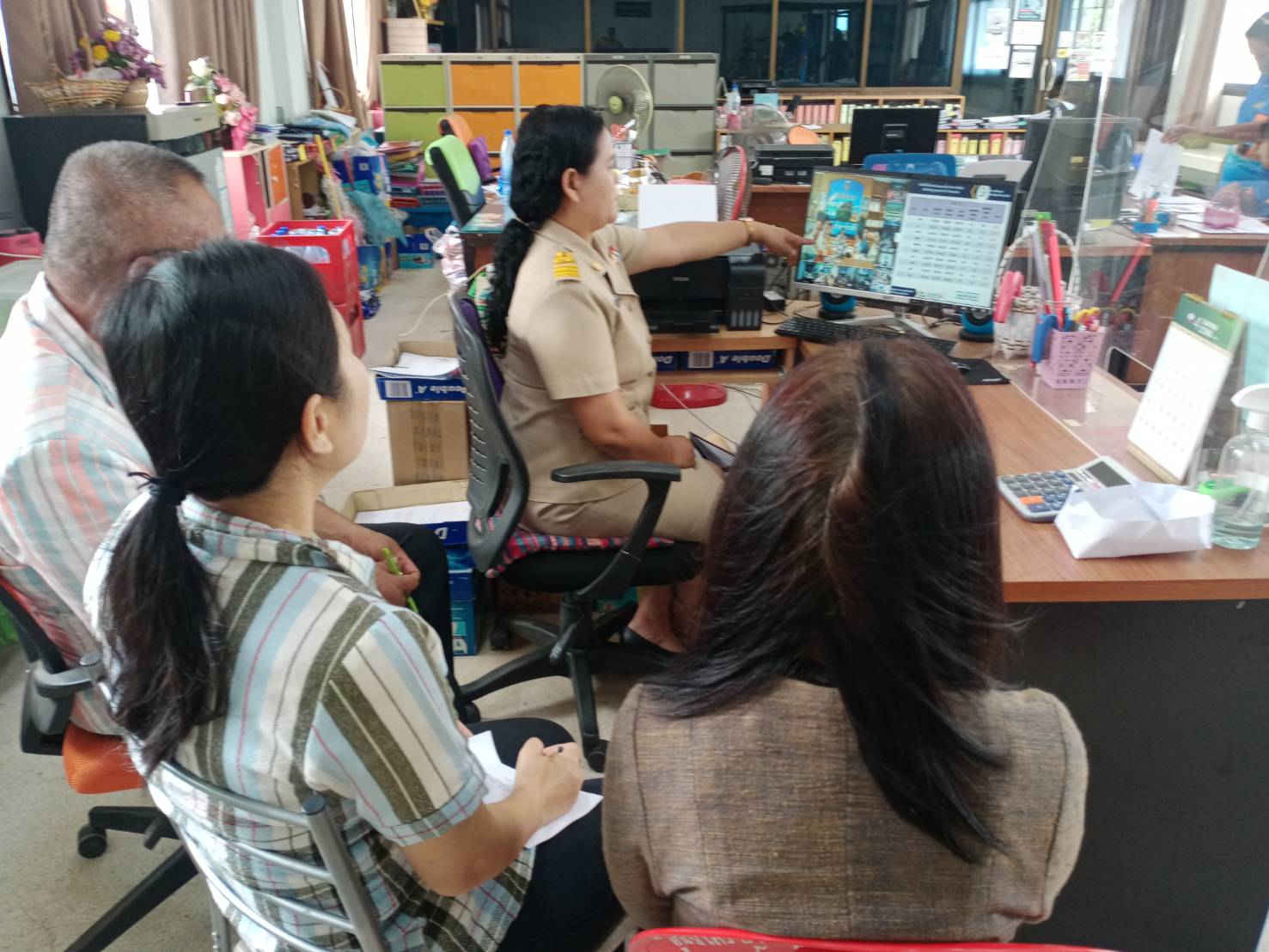 พช. สกลนคร ร่วมประชุมกรมการพัฒนาชุมชน ครั้งที่ 4/2565 ผ่านระบบการประชุมทางไกล Video Conference