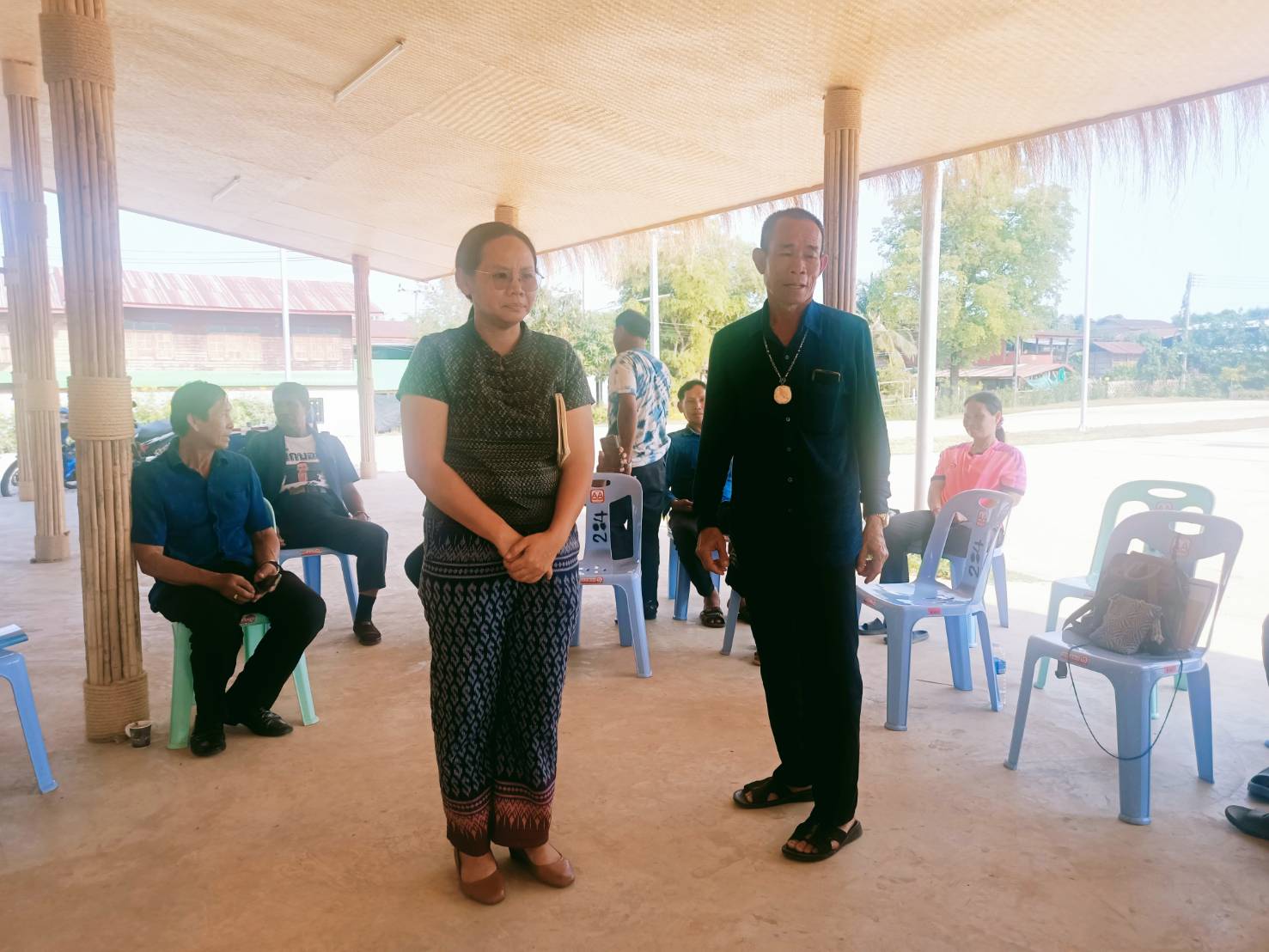 พช.สกลนคร : จัดเวทีถอดบทเรียนการบริหารจัดการหมู่บ้านพัฒนาที่ยั่งยืน (Sustainable Village)
