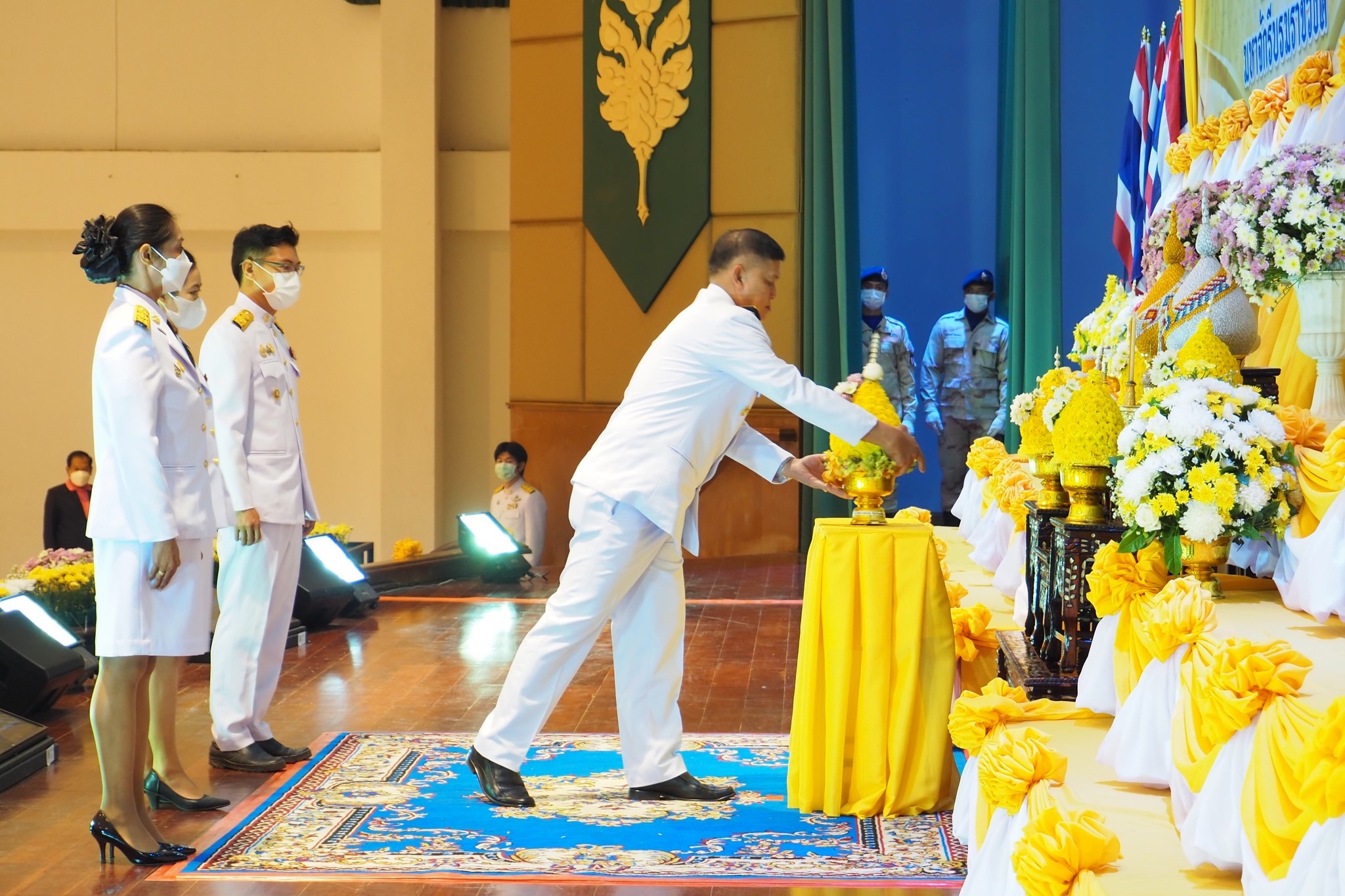 พช.สกลนคร : ร่วมพิธีเนื่องใน“วันพระบาทสมเด็จพระพุทธยอดฟ้าจุฬาโลกมหาราช และวันที่ระลึกมหาจักรีบรมราชวงศ์” ประจำปี 2566