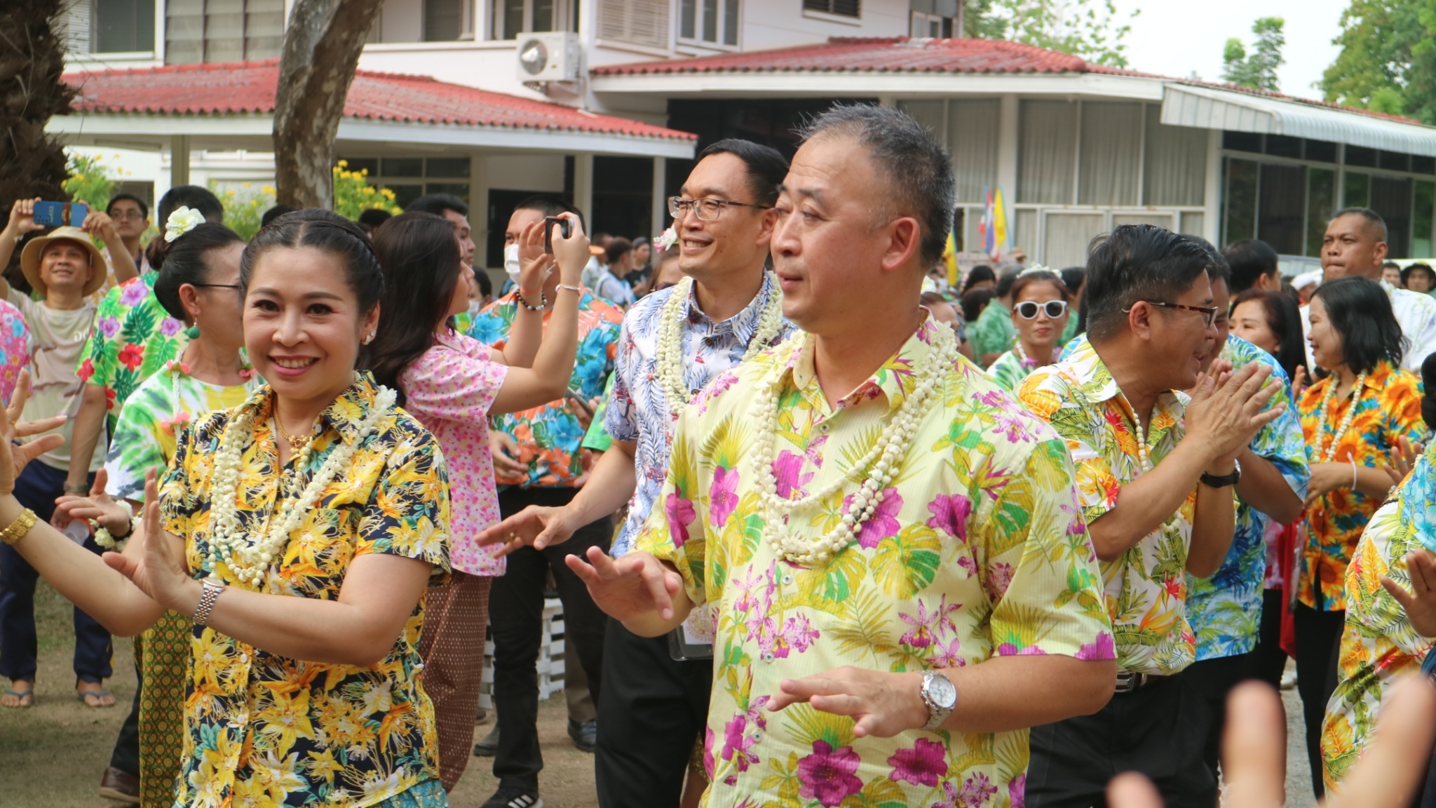 จังหวัดสกลนคร : จัดโครงการ “อยู่สกล รักสกล ทำเพื่อสกลนคร” (สภากาแฟ ครั้งที่ 6/2566)