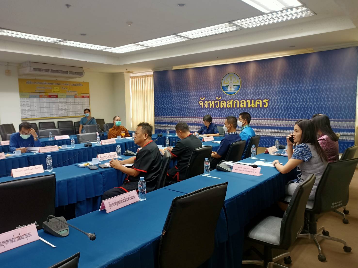 จังหวัดสกลนคร : ขับเคลื่อนการดำเนินงานตามบันทึกข้อตกลงความร่วมมือบทบาทในการเกื้อหนุนระหว่างวัดและชุมชนให้มีความสุขอย่างยั่งยืน