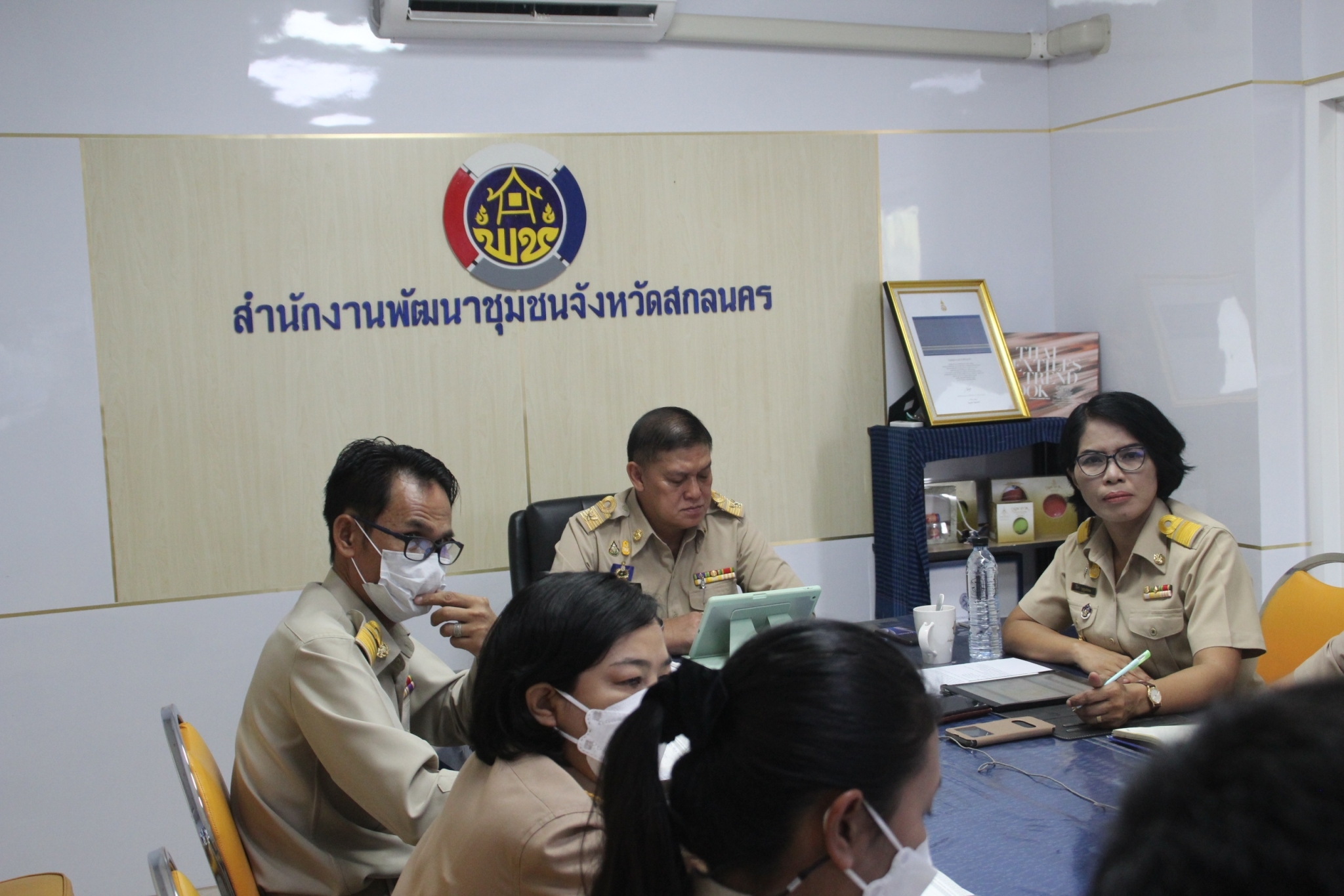 พช. สกลนคร ร่วมประชุมกรมการพัฒนาชุมชน ครั้งที่ 4/2565 ผ่านระบบการประชุมทางไกล Video Conference