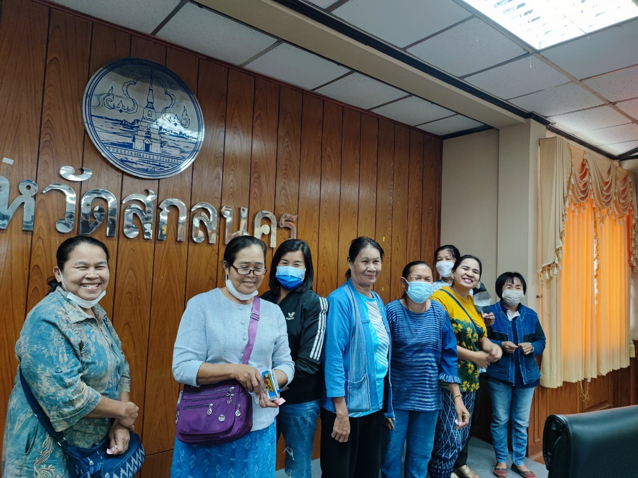 พช.สกลนคร : จัดประชุม ผู้ผลิต ผู้ประกอบการ OTOP ในเขตพื้นที่จังหวัดสกลนคร