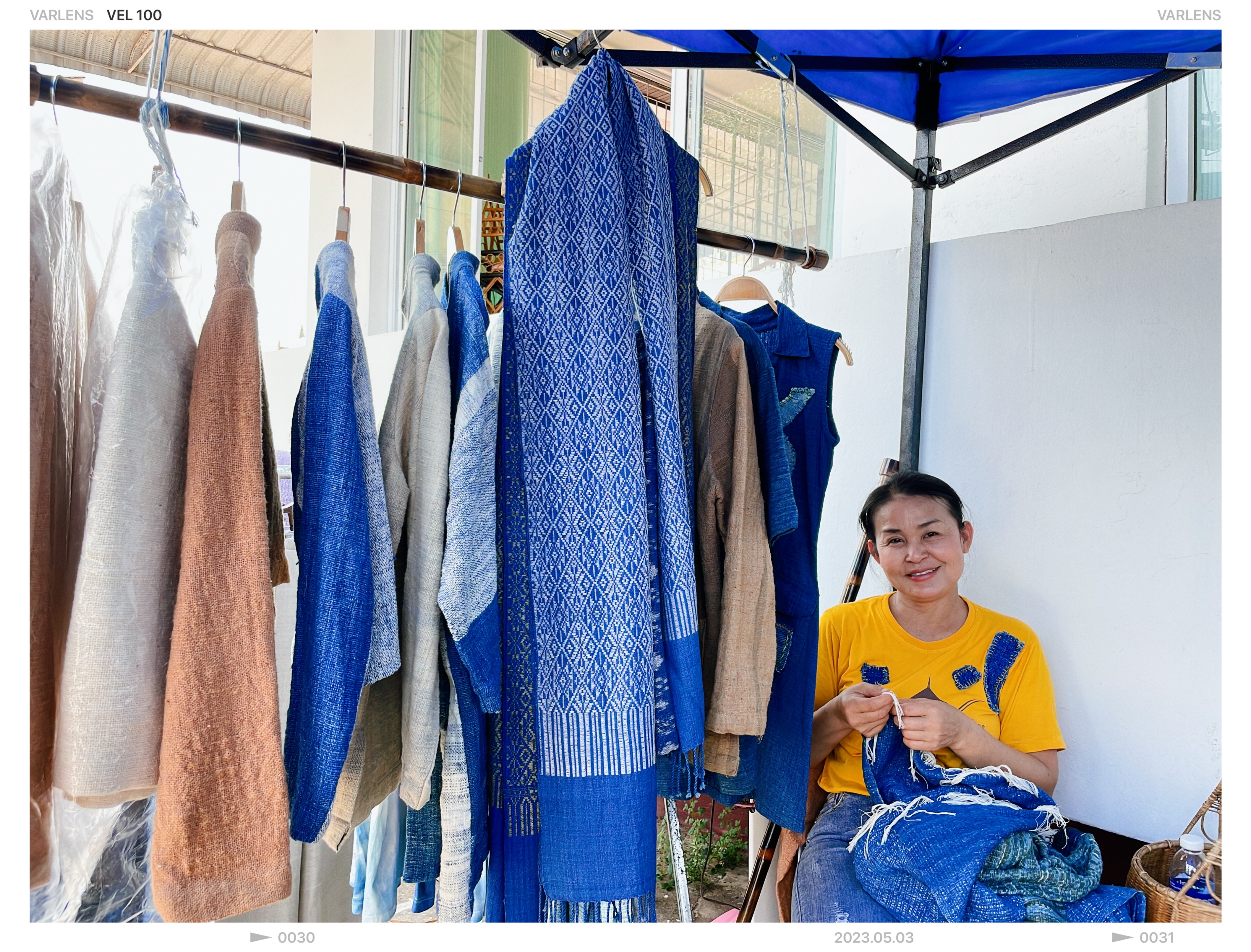? พช. สกลนคร : จัดตลาดนัดสินค้า OTOP พืชผักอาหารปลอดภัย สินค้าดี สินค้าเด่นจังหวัดสกลนคร ?