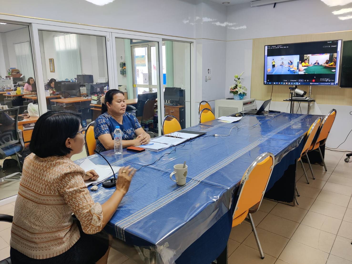 ? พช.สกลนคร : ประชุมติดตามผลการขับเคลื่อนงานและชี้แจงแนวทางการดำเนินงานด้านสารสนเทศการพัฒนาชุมชนผ่านระบบ Cisco Webex ?