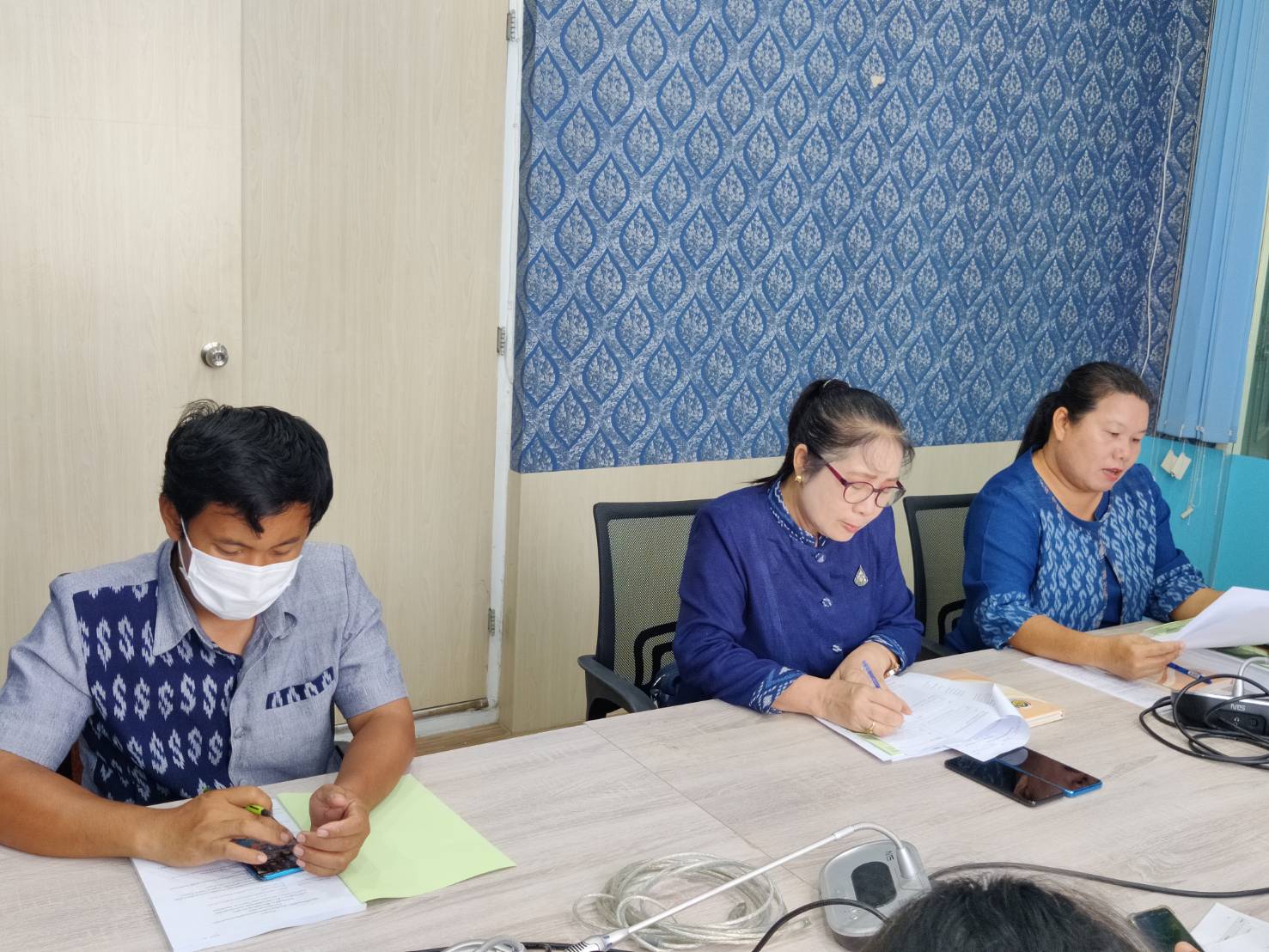 พช.สกลนคร : เข้าร่วมการประชุมสร้างความเข้าใจการขับเคลื่อนการขจัดความยากจนและพัฒนาคนทุกช่วงวัยอย่างยั่งยืน ตามหลักปรัชญาของเศรษฐกิจพอเพียง