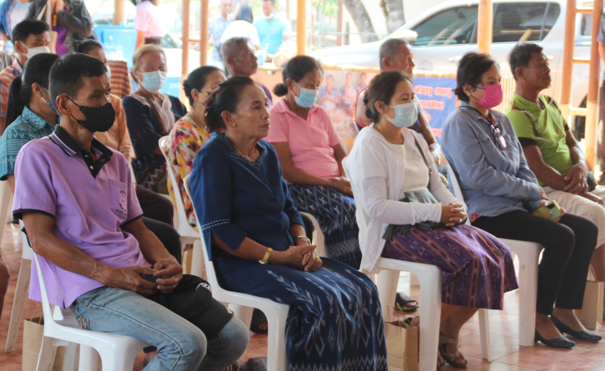 จังหวัดสกลนคร  KICK OFF  โครงการ  “1 หมู่บ้าน 1 ทางนี้มีผล ผู้คนรักกัน” เฉลิมพระเกียรติ สมเด็จพระเจ้าพี่นางเธอ เจ้าฟ้ากัลยาณิวัฒนา กรมหลวงนราธิวาสราชนครินทร์