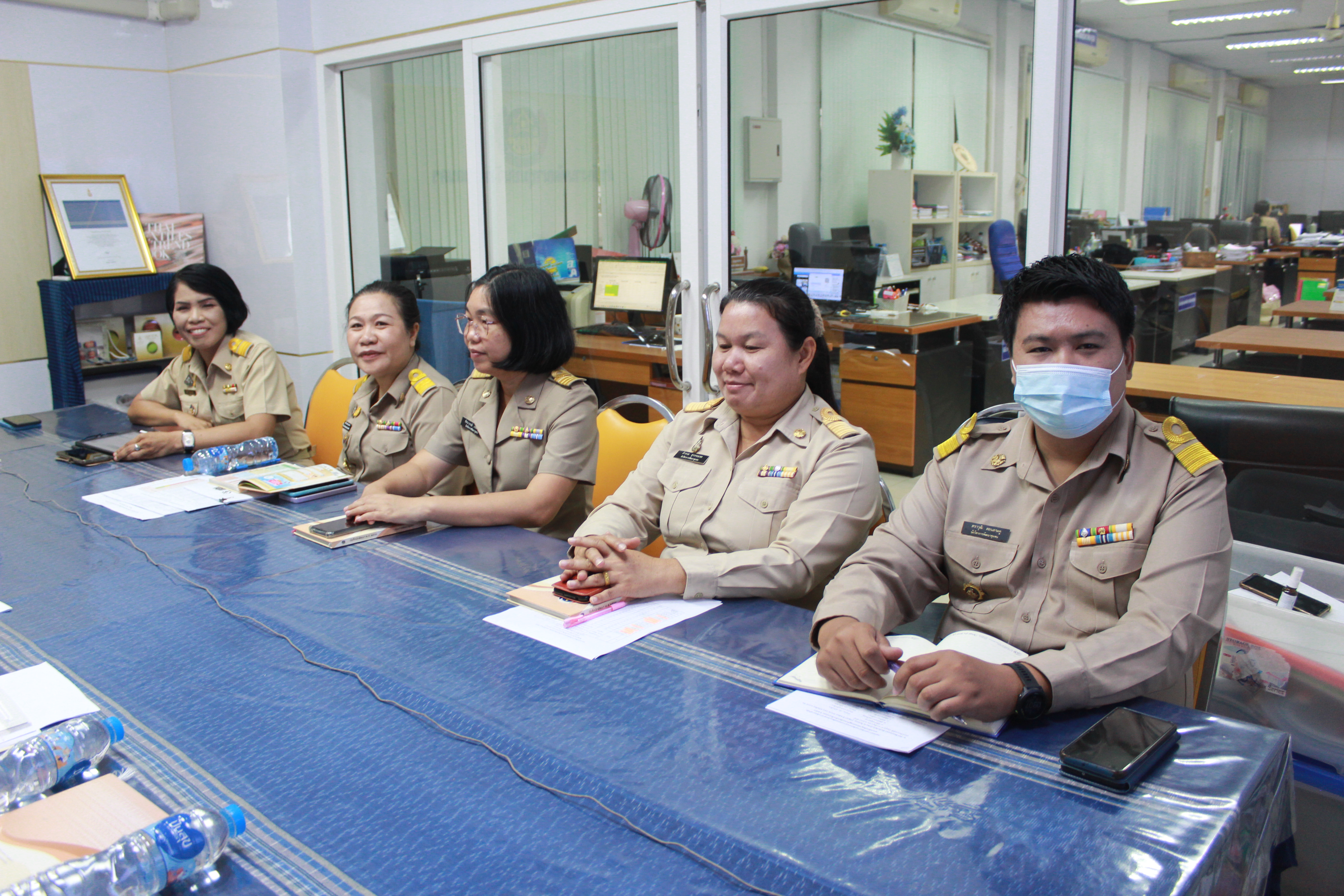 ?พช. สกลนคร ร่วมประชุมกรมการพัฒนาชุมชน ครั้งที่ 6/2566 ผ่านระบบการประชุมทางไกล Video Conference?